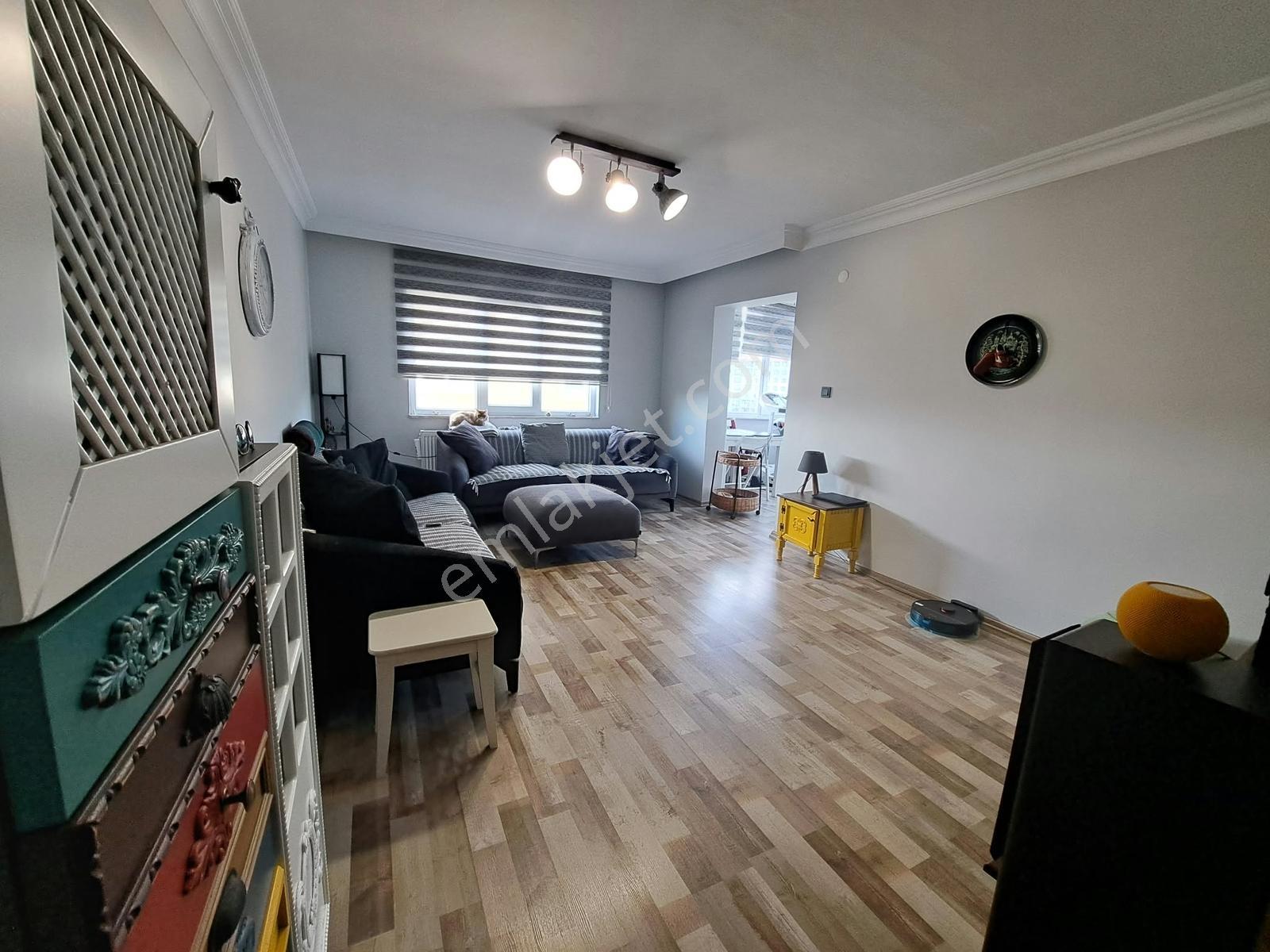 Nesrin Emlak'tan Ara Kat Krediye Uygun 2+1 Daire — fotoğraf 5
