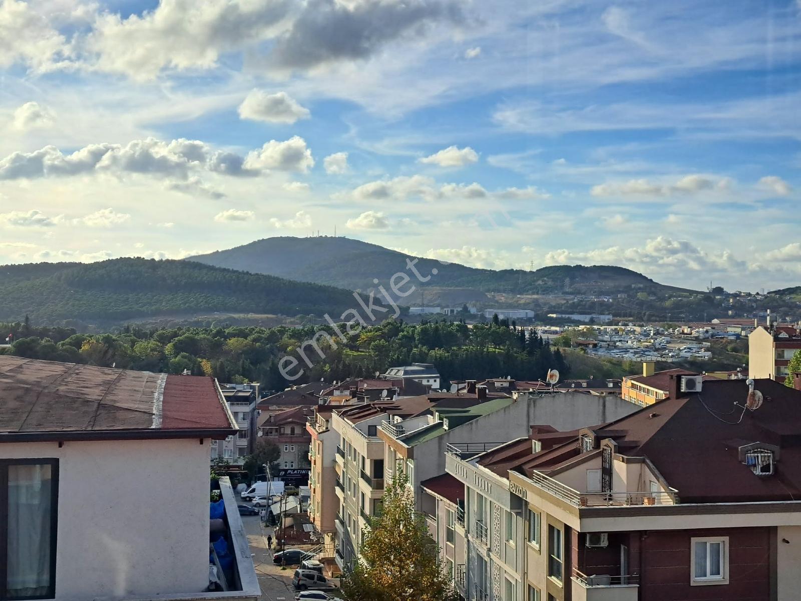 Nesrin Emlak'tan Merkeze Yakın Doğa Manzaralı Dublex — fotoğraf 8