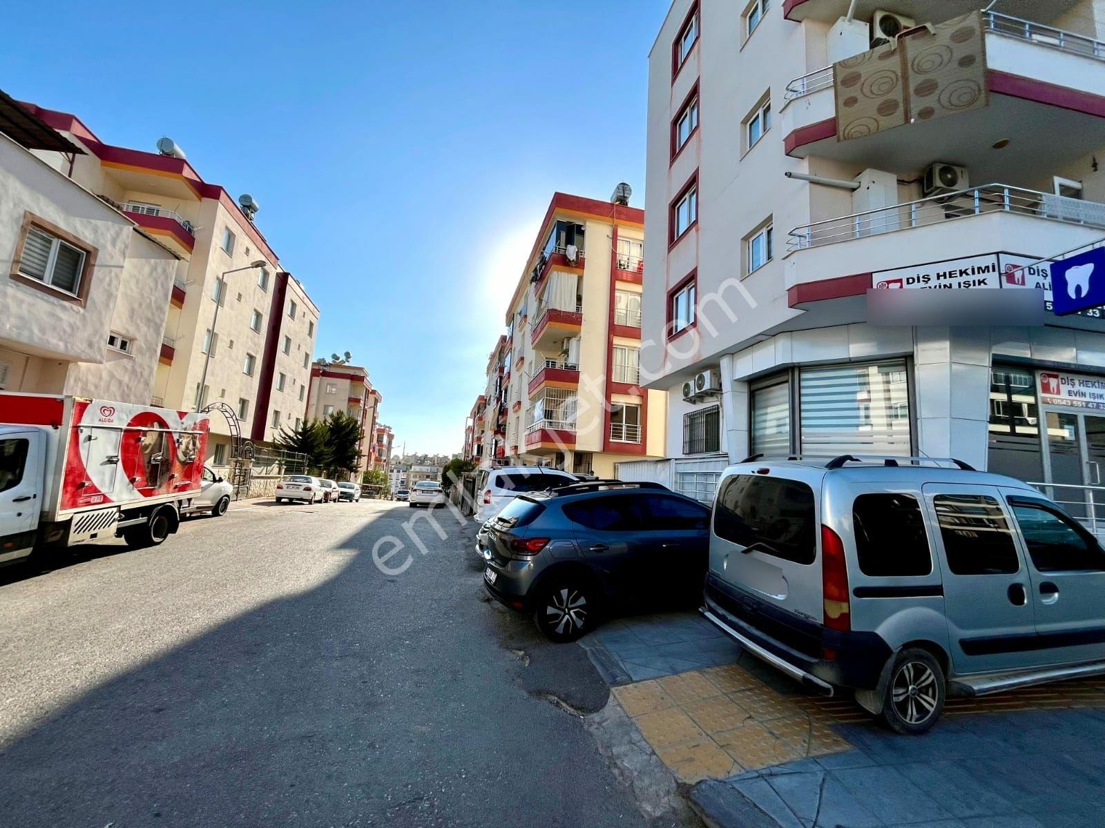 Emlak 72 Den Satılık 3+1daire Yalınayak Mahallesi De Cadde Üzeri — fotoğraf 4