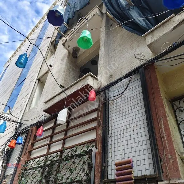 Kuşadası,türkmen Mh.ticari İmarlı Bina — fotoğraf 5