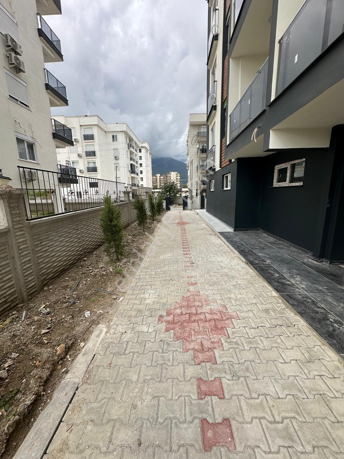 Gökhan Gökdemir'den Ana Yola Yakın Ultra Lüks 2+1 Daire — fotoğraf 3