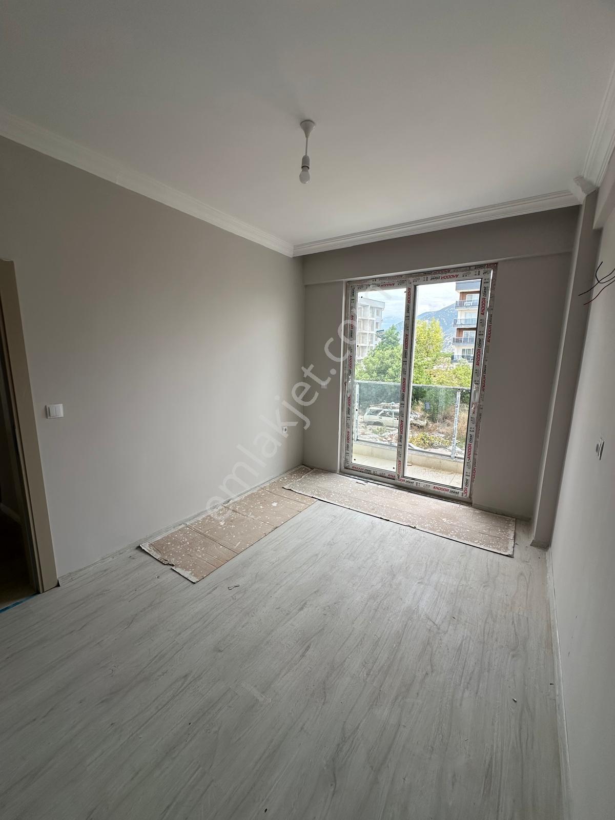 Gökhan Gökdemir'den Ana Yola Yakın Ultra Lüks 2+1 Daire — fotoğraf 18