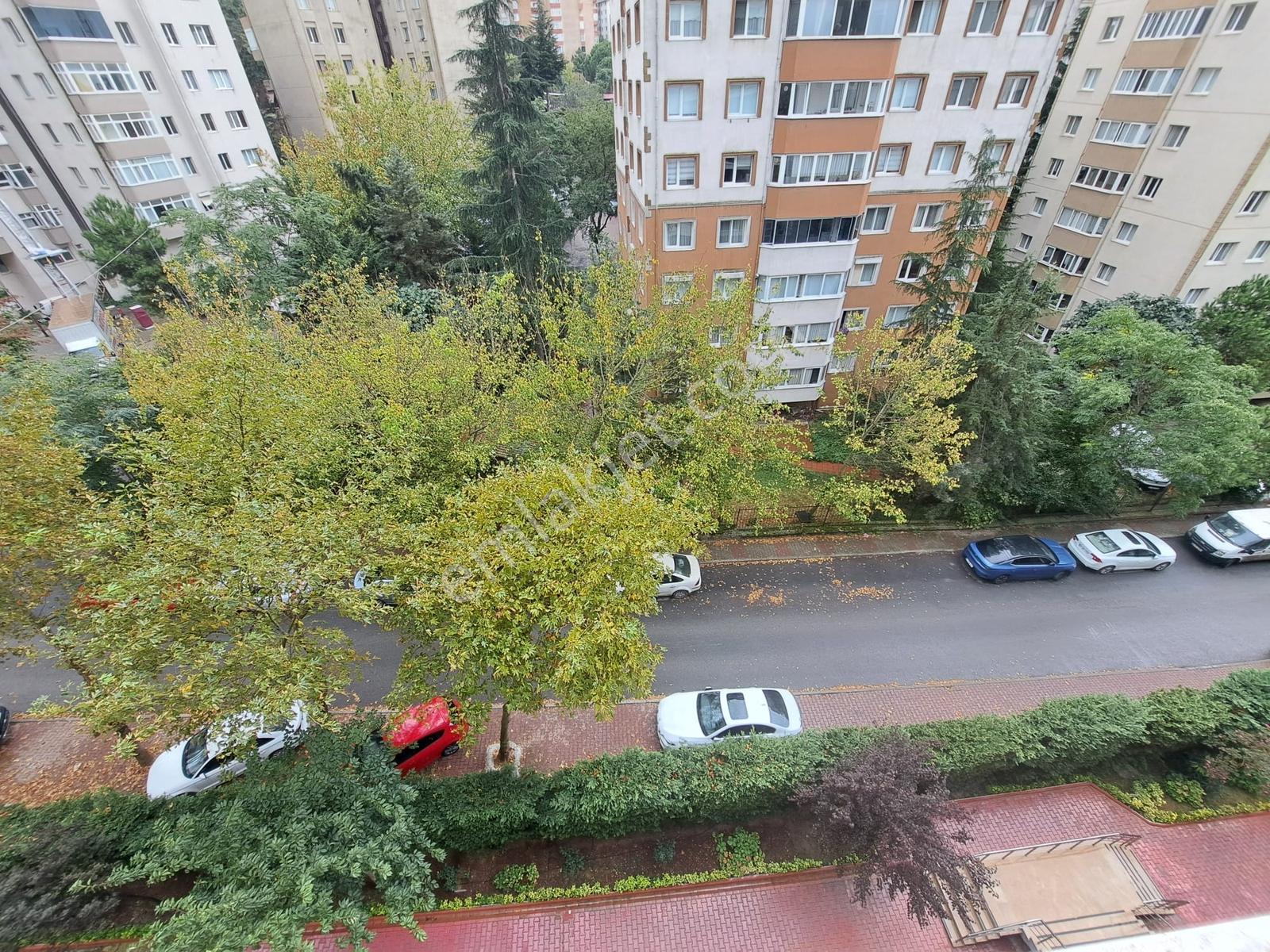 Nesrin Emlak Farkıyla Güvenlikli Emsalsiz Büyüklükte 3+1 — fotoğraf 8
