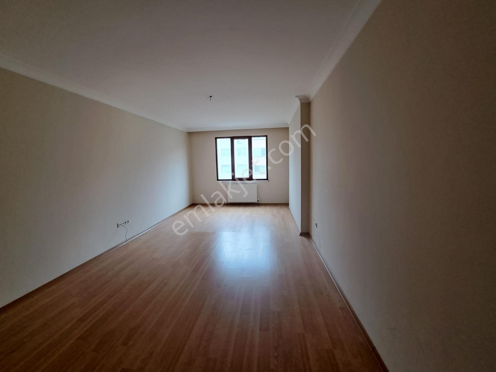 Nesrin Emlak Farkıyla Güvenlikli Emsalsiz Büyüklükte 3+1 — fotoğraf 14