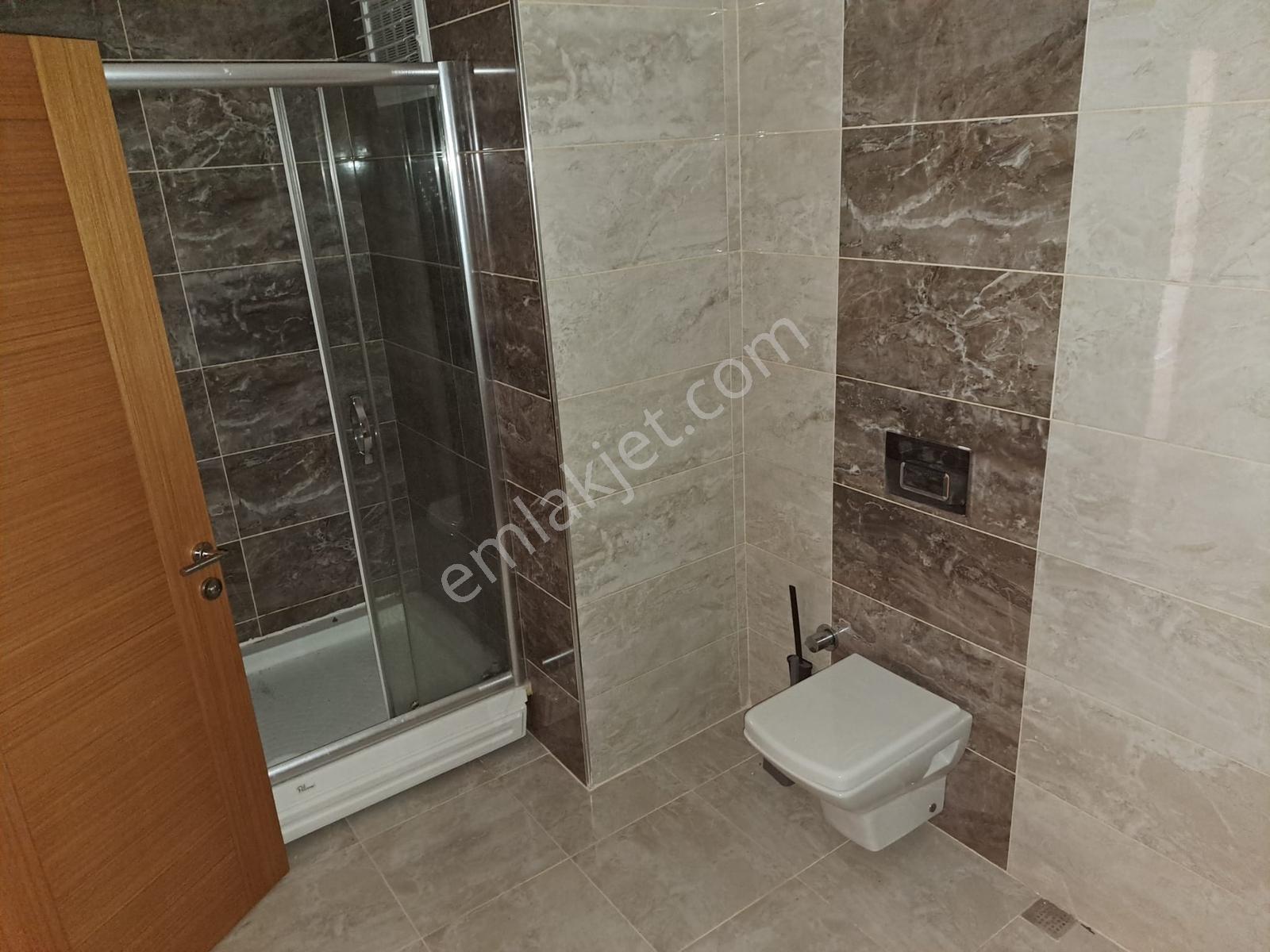 Nesrin Emlak Farkıyla Güvenlikli Emsalsiz Büyüklükte 3+1 — fotoğraf 24