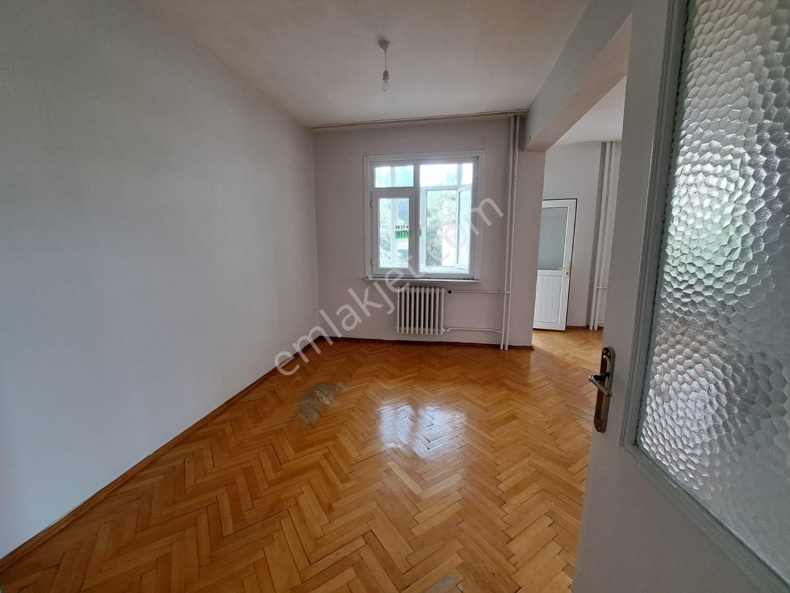Nesrin Emlaktan Amaç Yaşıyanda Sizede Yeni Bir Daire Fırsatı 3+1 — fotoğraf 11