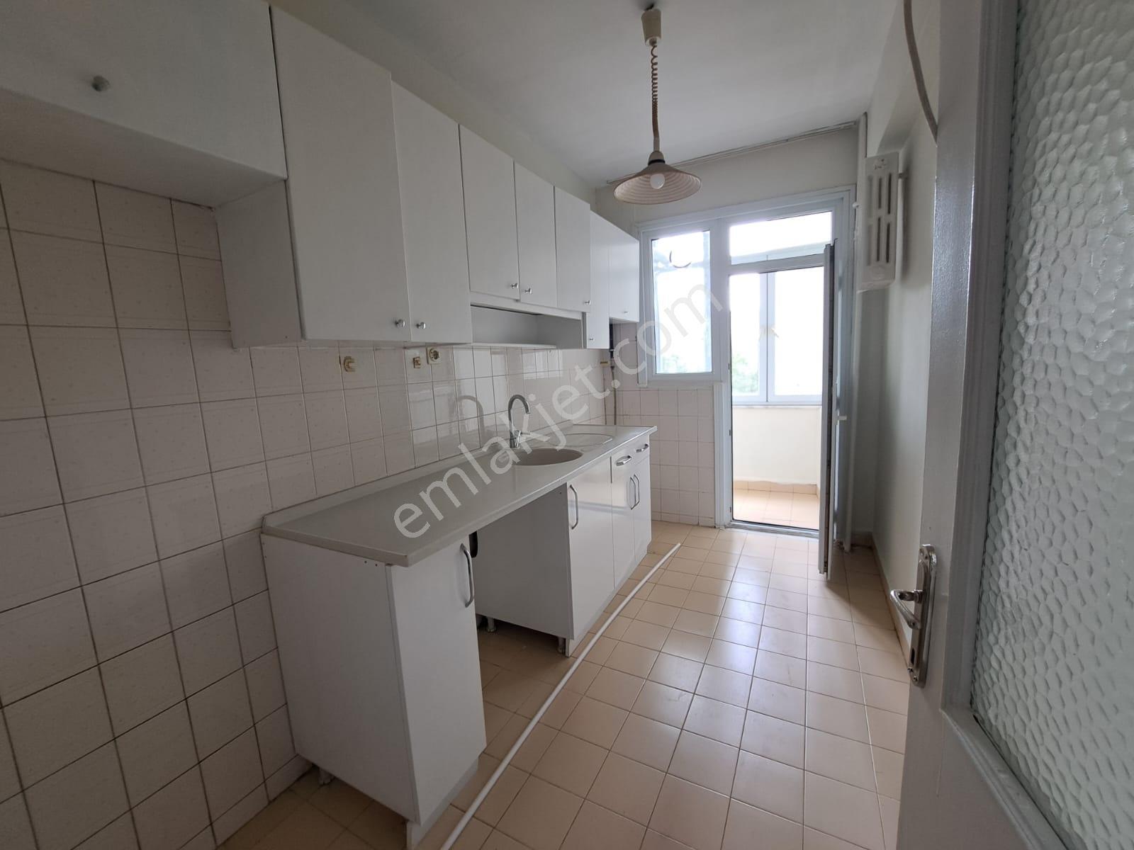 Nesrin Emlaktan Amaç Yaşıyanda Sizede Yeni Bir Daire Fırsatı 3+1 — fotoğraf 16