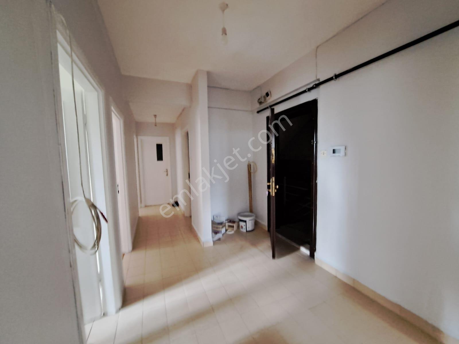 Nesrin Emlaktan Amaç Yaşıyanda Sizede Yeni Bir Daire Fırsatı 3+1 — fotoğraf 22