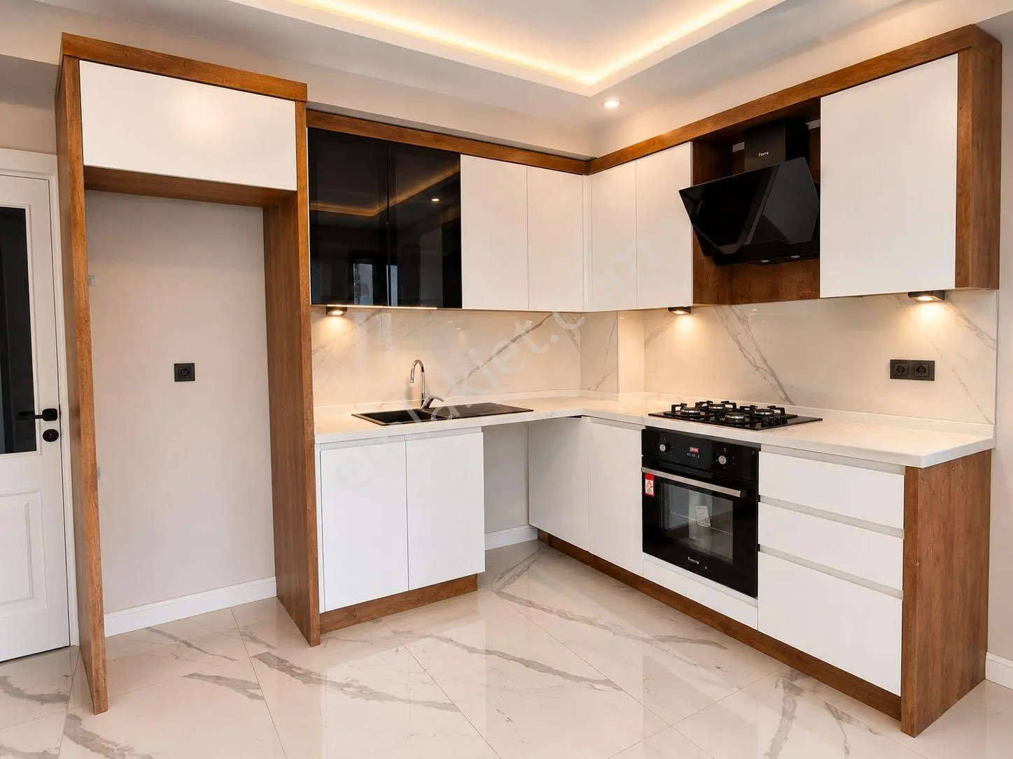 Yetkisi Aktif'ten Manzarasıyla Büyüleyen Denize 100mt Çift Mutfaklı Lüx 4+2dublex — fotoğraf 4