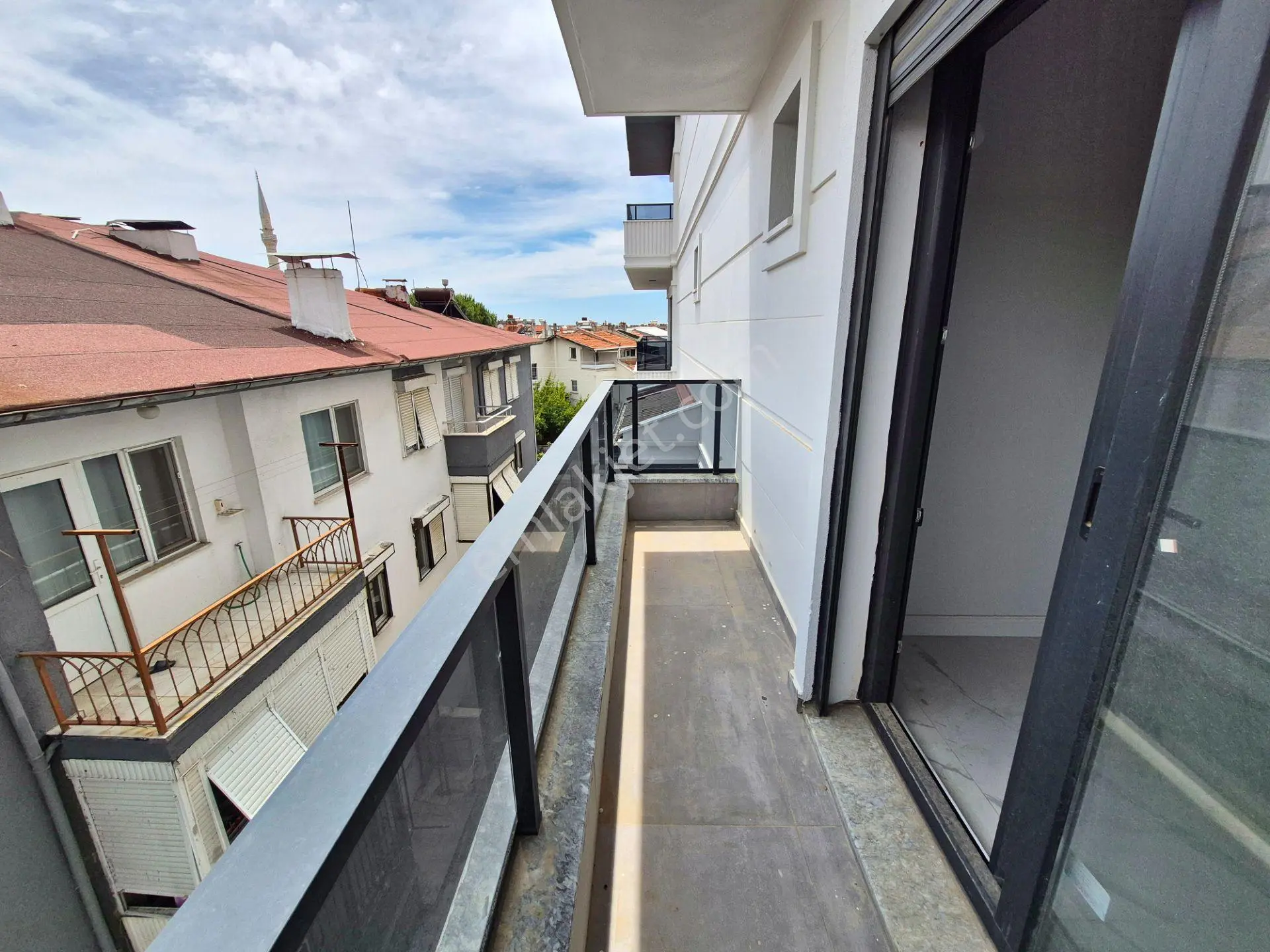 Yetkisi Aktif'ten Manzarasıyla Büyüleyen Denize 100mt Çift Mutfaklı Lüx 4+2dublex — fotoğraf 7