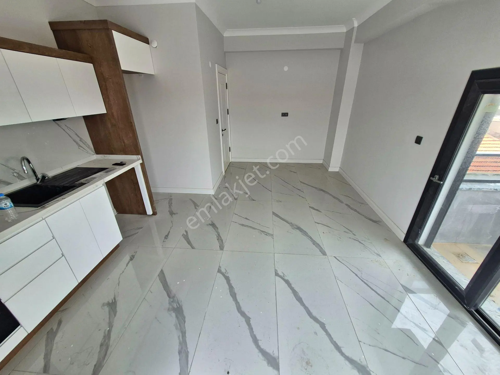 Yetkisi Aktif'ten Manzarasıyla Büyüleyen Denize 100mt Çift Mutfaklı Lüx 4+2dublex — fotoğraf 31