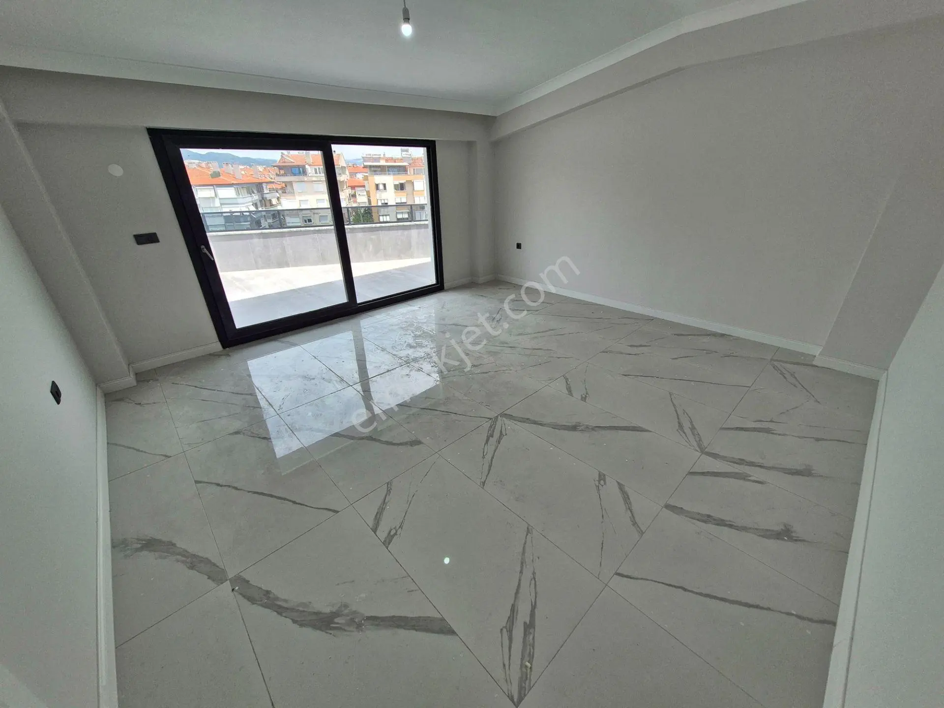 Yetkisi Aktif'ten Manzarasıyla Büyüleyen Denize 100mt Çift Mutfaklı Lüx 4+2dublex — fotoğraf 35