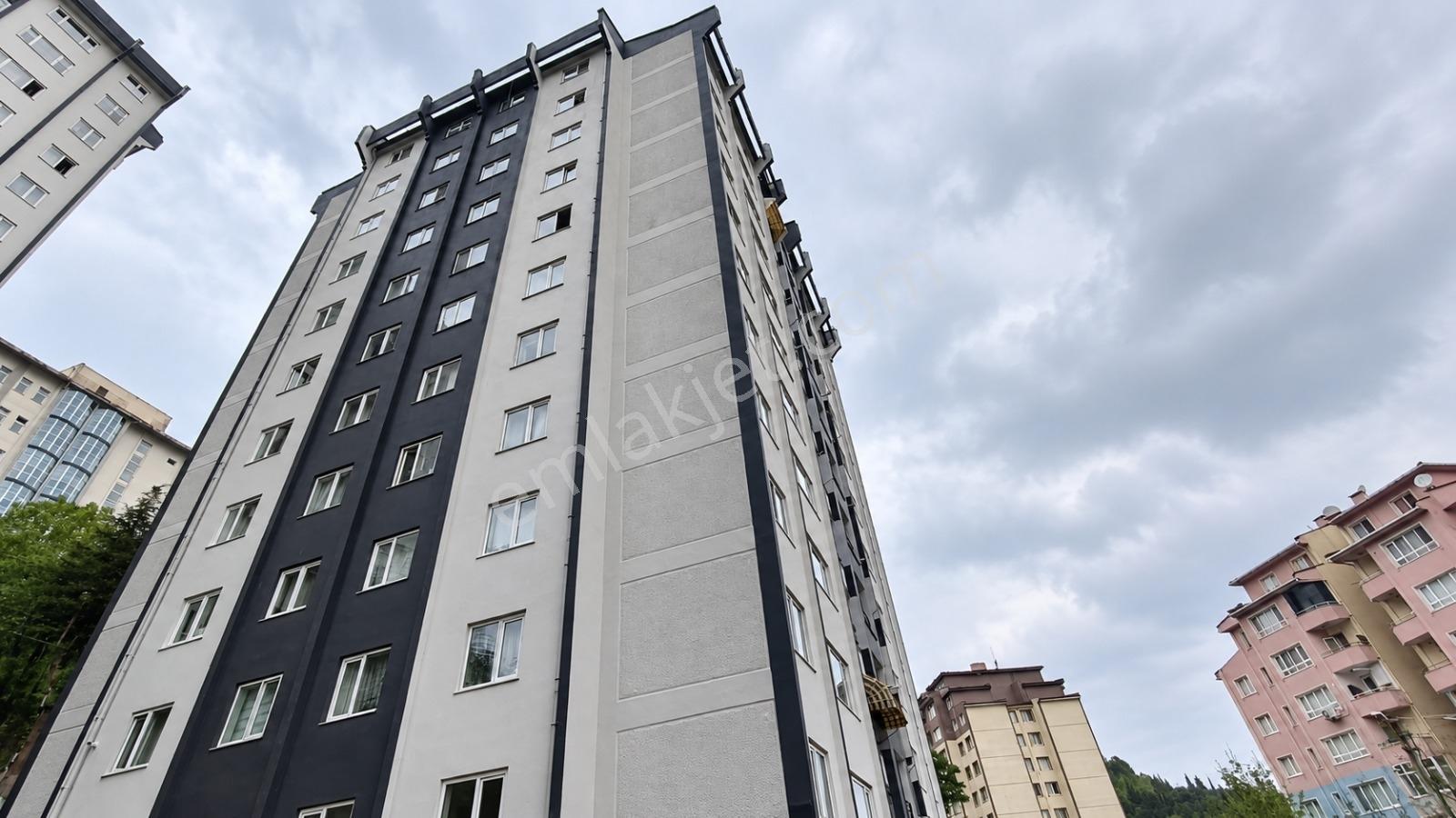 İzmit Akçakoca Üniversite Evleri'Nde Satılık Geniş 3+1 Daire