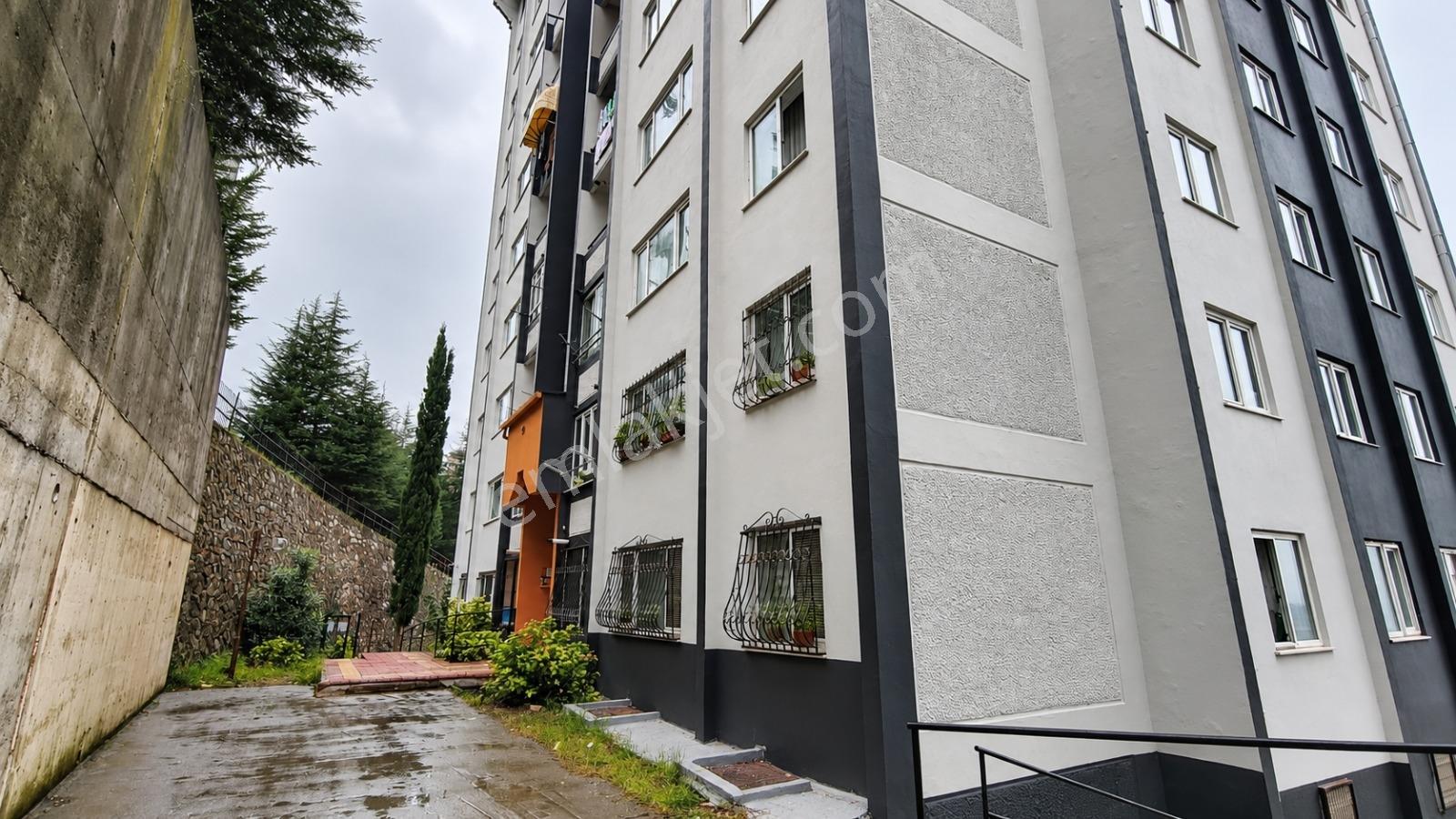 İzmit Akçakoca Üniversite Evleri'nde Satılık Geniş 3+1 Daire — fotoğraf 2