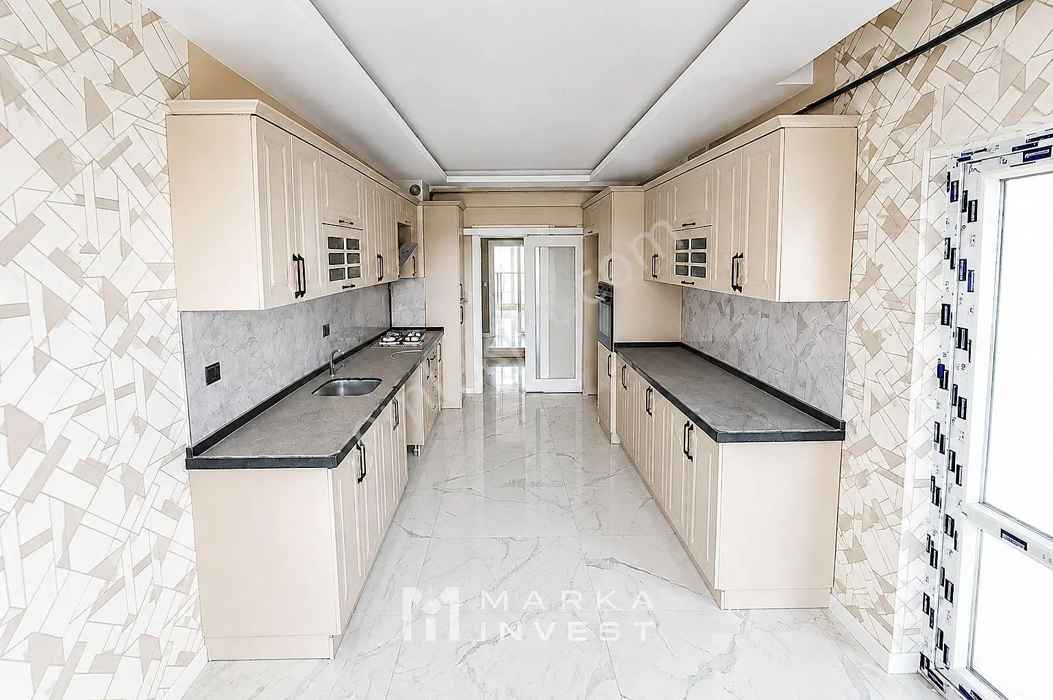 Saraycık'Ta Hemen Oturum Kat Mülkiyetli Güney Doğu Cephe Sıfır 4+1 Daire