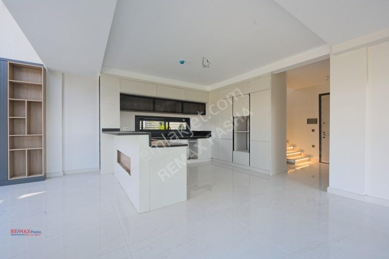 Avm Mevki 550m2 Arsa İçinde Trıpleks Özel Havuzlu 5+2 Lüks Villa — fotoğraf 18