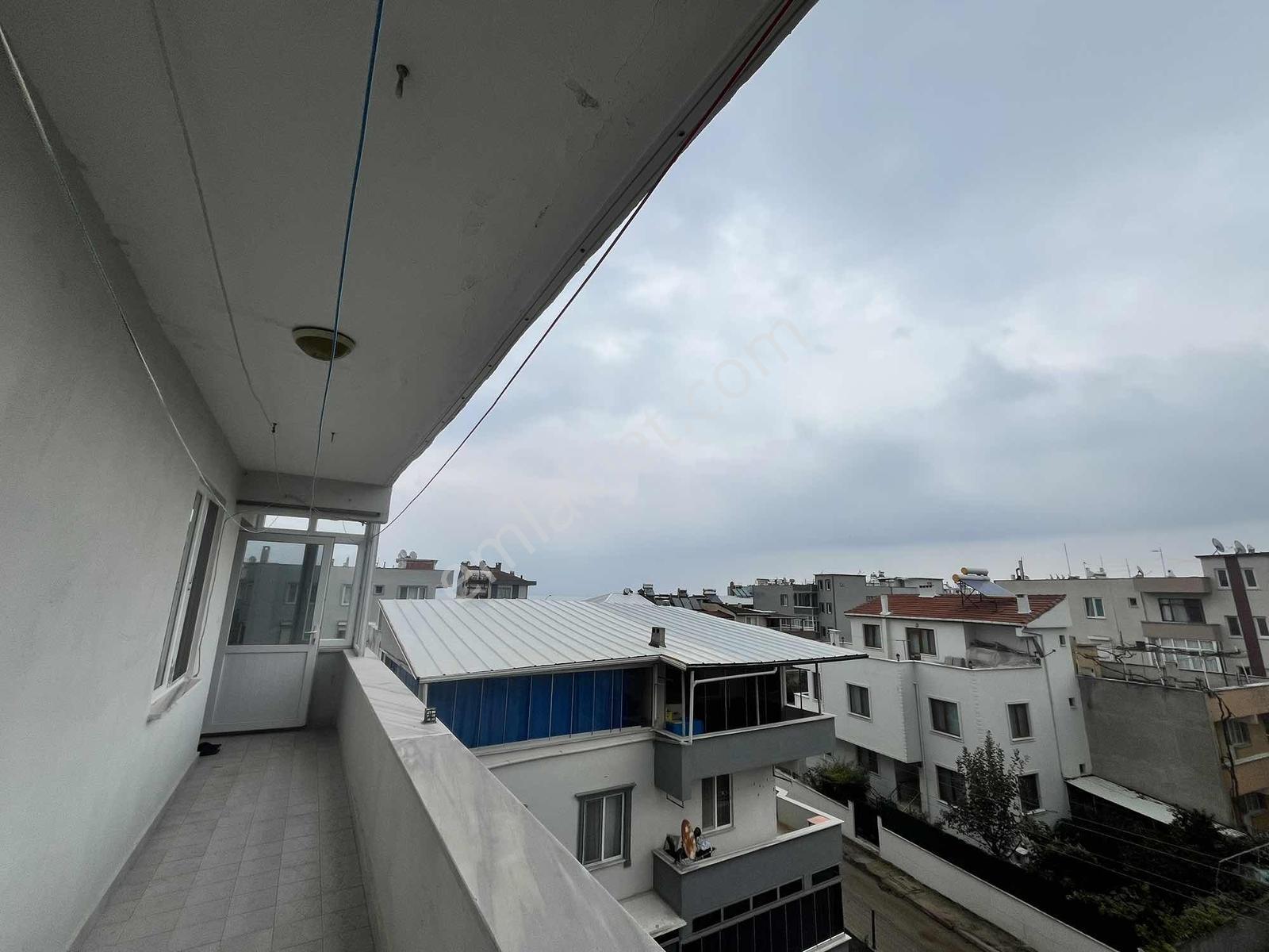 Karacabey Boğazda Deniz Manzaralı 2+1 Satılık Daire — fotoğraf 16