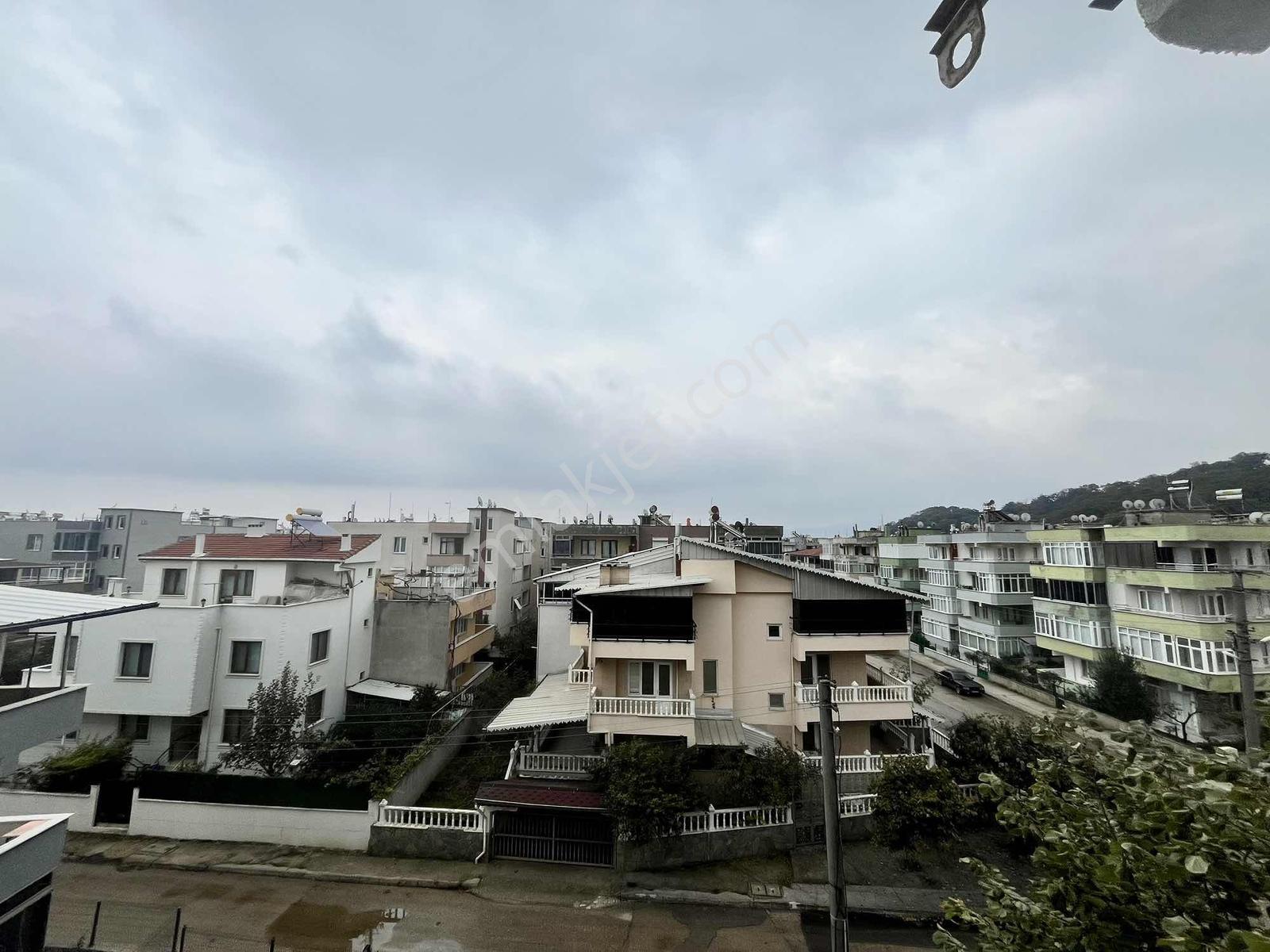 Karacabey Boğazda Deniz Manzaralı 2+1 Satılık Daire — fotoğraf 17