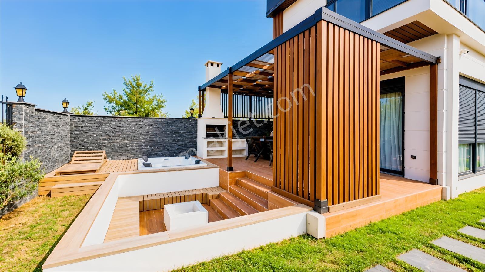 Döşemealtı'nda Özel Bahçeli, Jakuzili, Ayrıcalıklı 4+1 Villa — fotoğraf 3