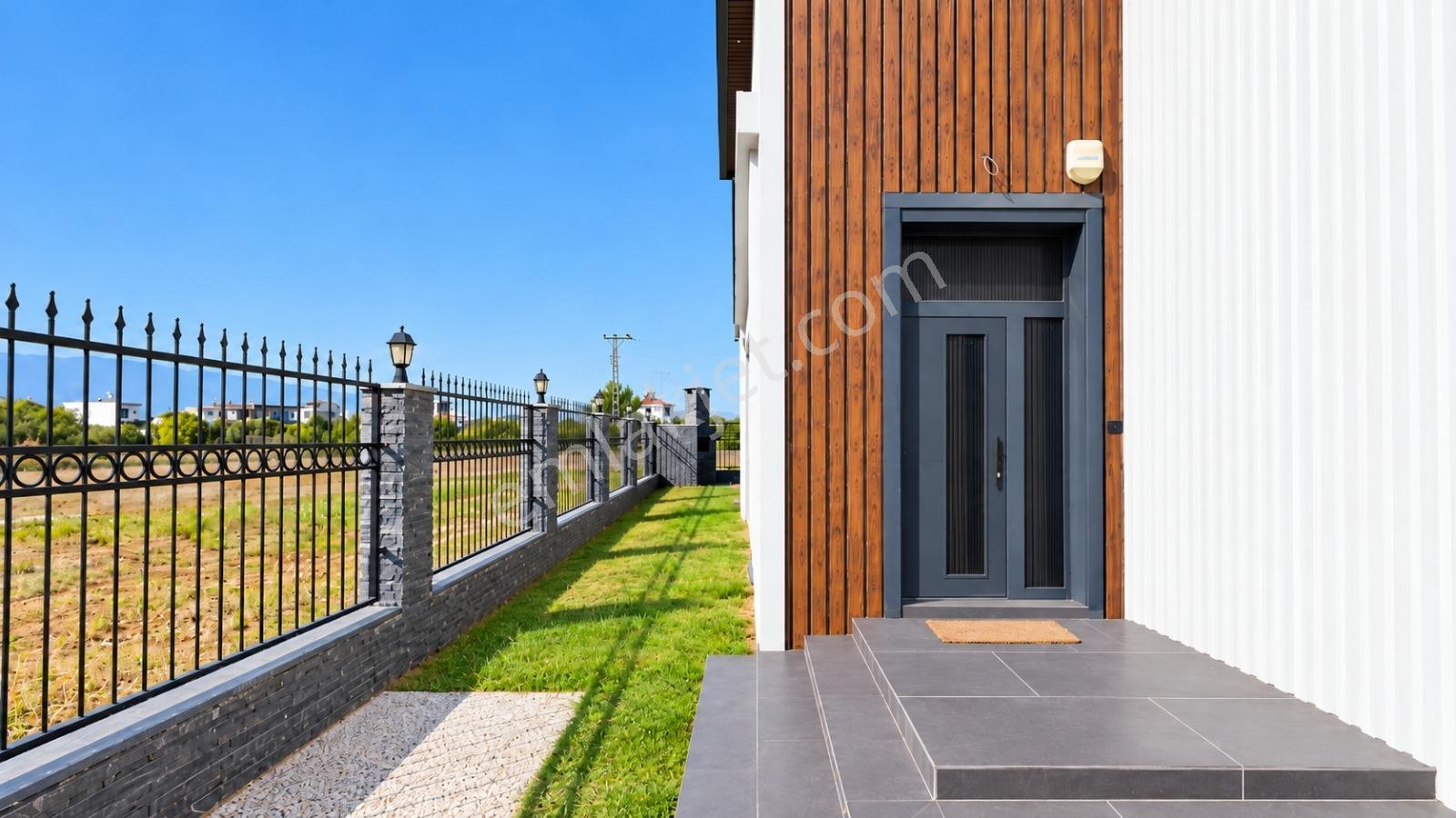 Döşemealtı'nda Özel Bahçeli, Jakuzili, Ayrıcalıklı 4+1 Villa — fotoğraf 8