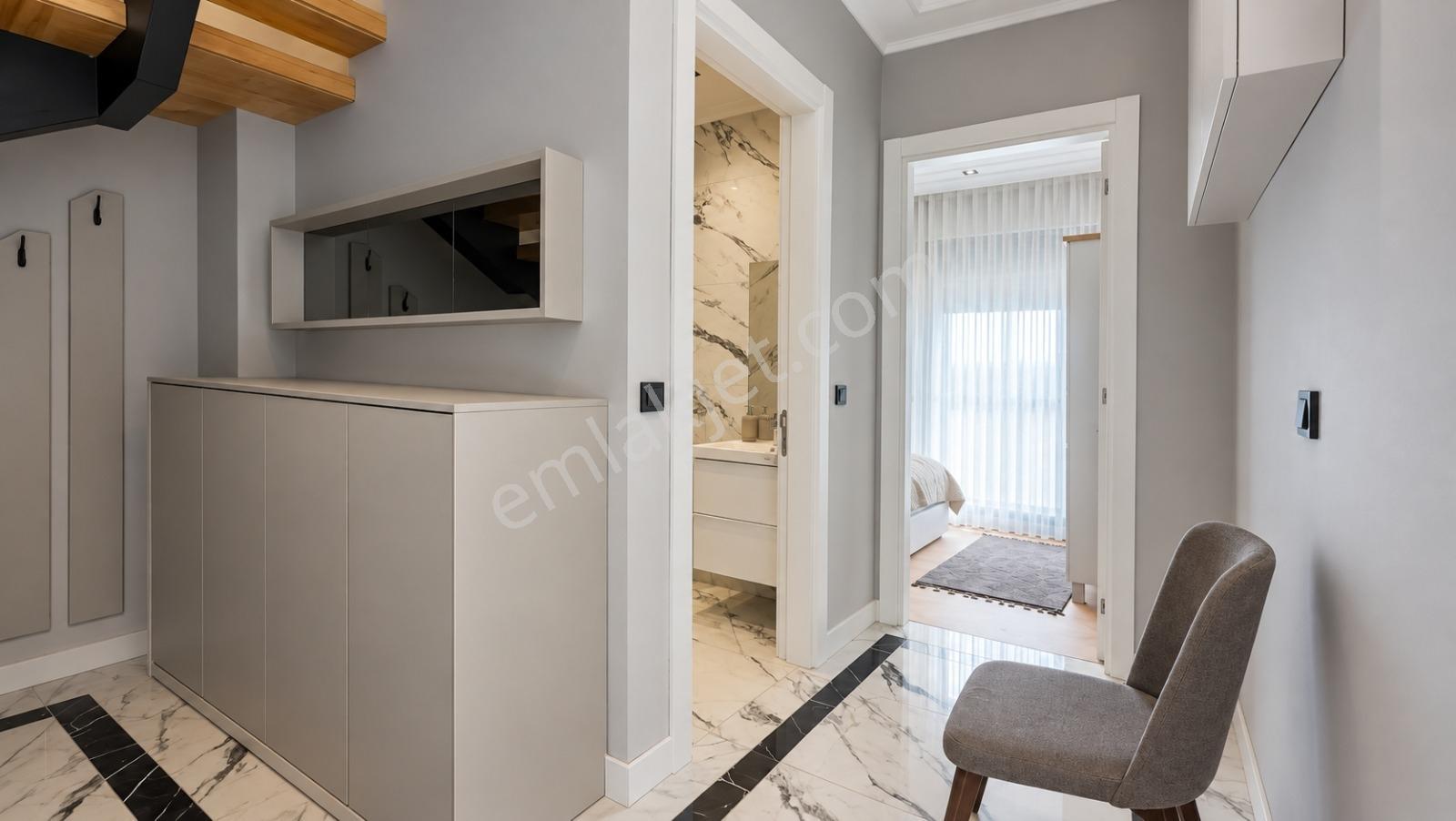 Döşemealtı'nda Özel Bahçeli, Jakuzili, Ayrıcalıklı 4+1 Villa — fotoğraf 18