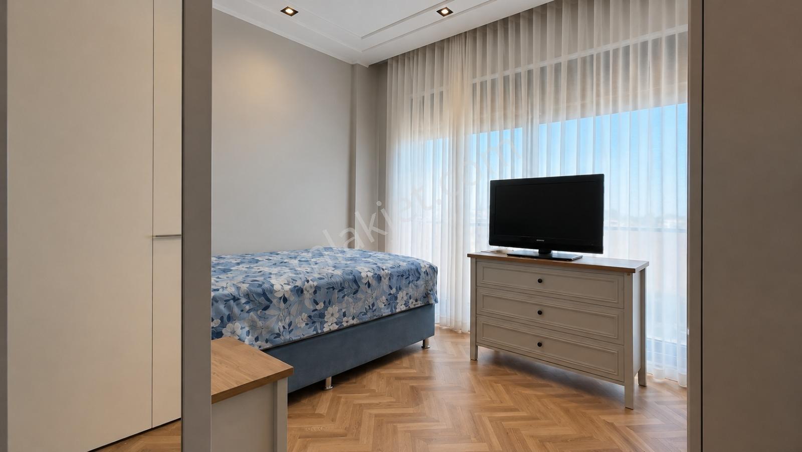 Döşemealtı'nda Özel Bahçeli, Jakuzili, Ayrıcalıklı 4+1 Villa — fotoğraf 26