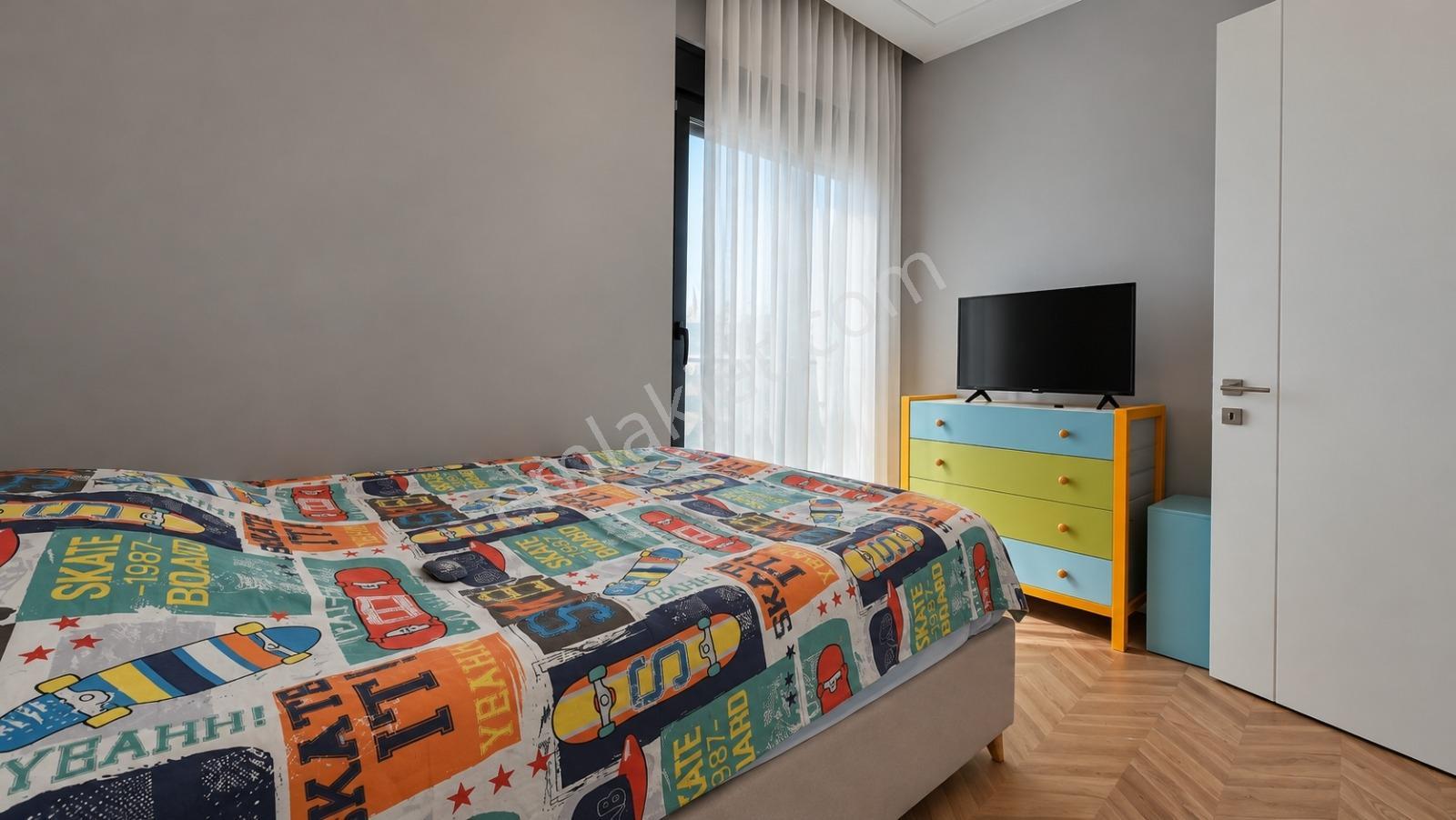 Döşemealtı'nda Özel Bahçeli, Jakuzili, Ayrıcalıklı 4+1 Villa — fotoğraf 28