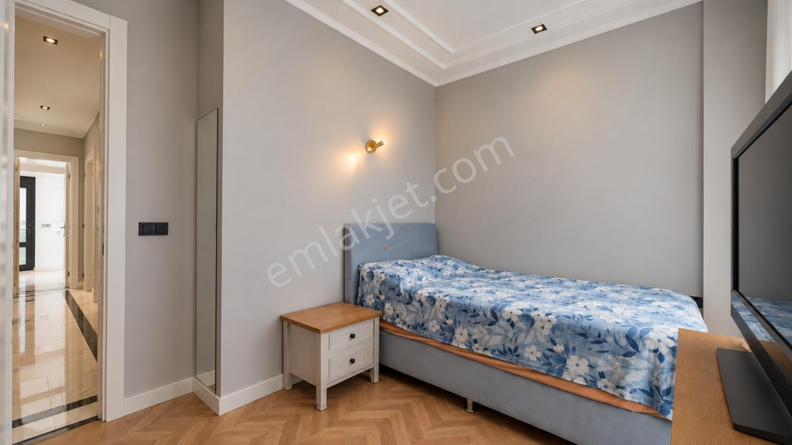 Döşemealtı'nda Özel Bahçeli, Jakuzili, Ayrıcalıklı 4+1 Villa — fotoğraf 31
