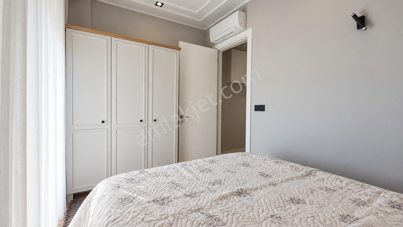 Döşemealtı'nda Özel Bahçeli, Jakuzili, Ayrıcalıklı 4+1 Villa — fotoğraf 35