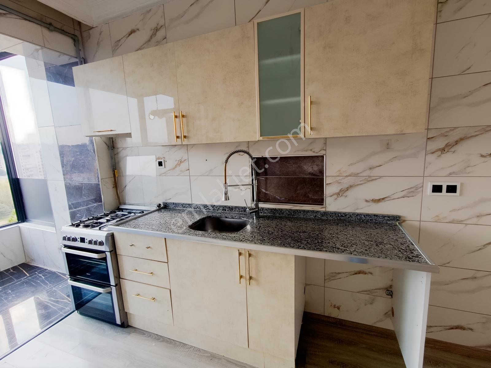 Seyrantepe Fidel Sitesi'nde Manzaralı En Üst Kat 180m² 4+1 Daire — fotoğraf 5