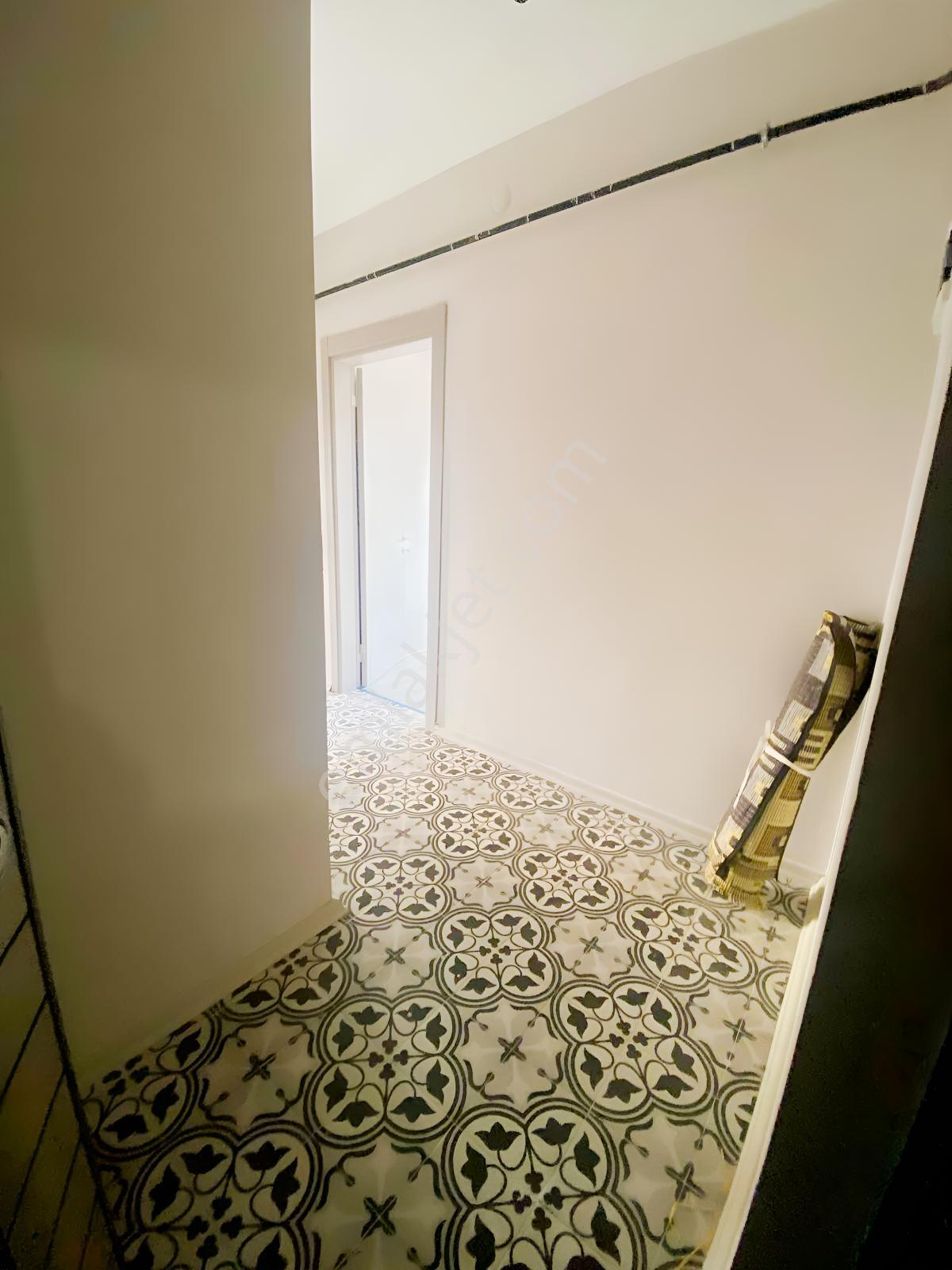 Tatil Köyü Konseptinde Lüks Sitede Müstakil Bahçeli Sıfır 1+1 — fotoğraf 4