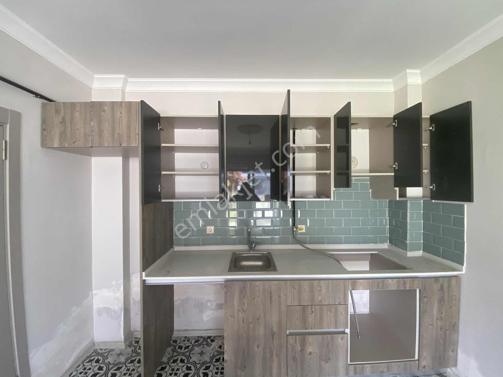 Tatil Köyü Konseptinde Lüks Sitede Müstakil Bahçeli Sıfır 1+1 — fotoğraf 8