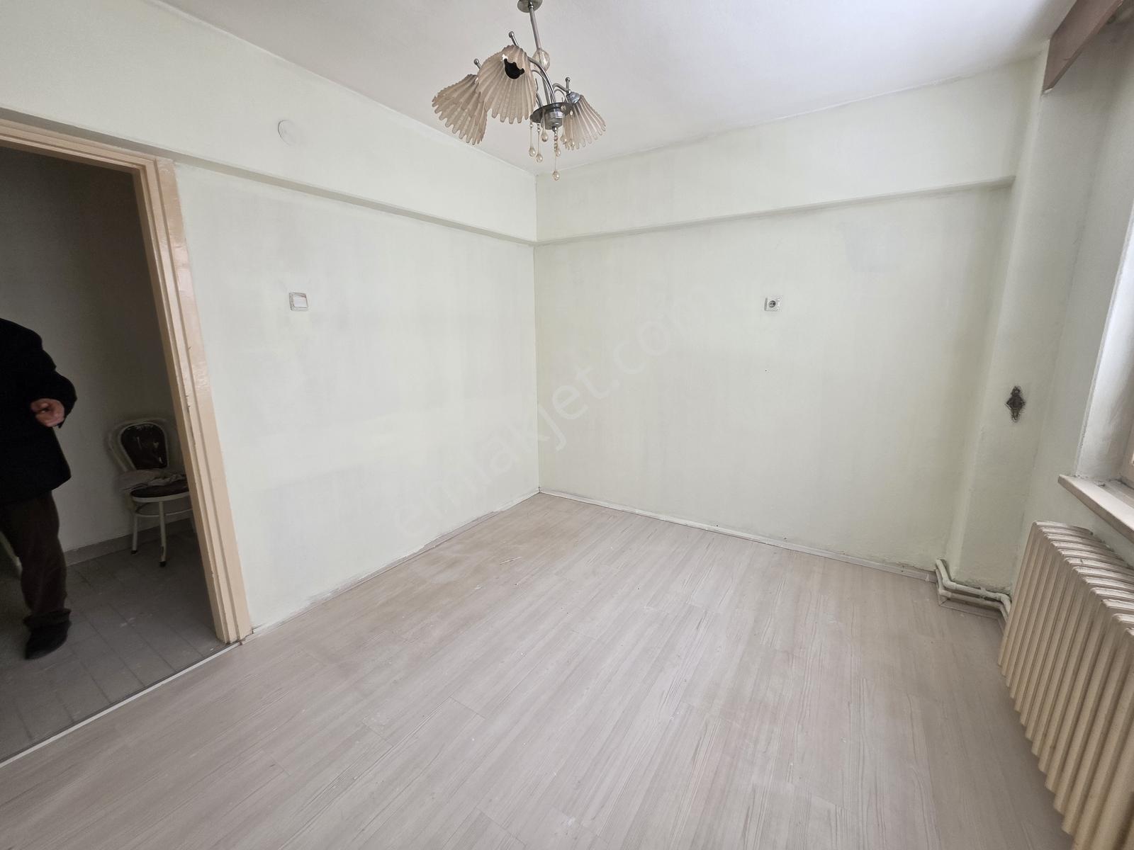 Eymen Yapı-polis Evi Yanı Çok Hesaplı Satlık3+1 Daire — fotoğraf 6