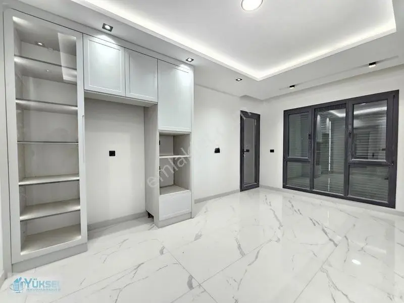 Yüksel'den Selçukbey De Site İçi E.banyolu G.odalı Lüks Daireler — fotoğraf 9