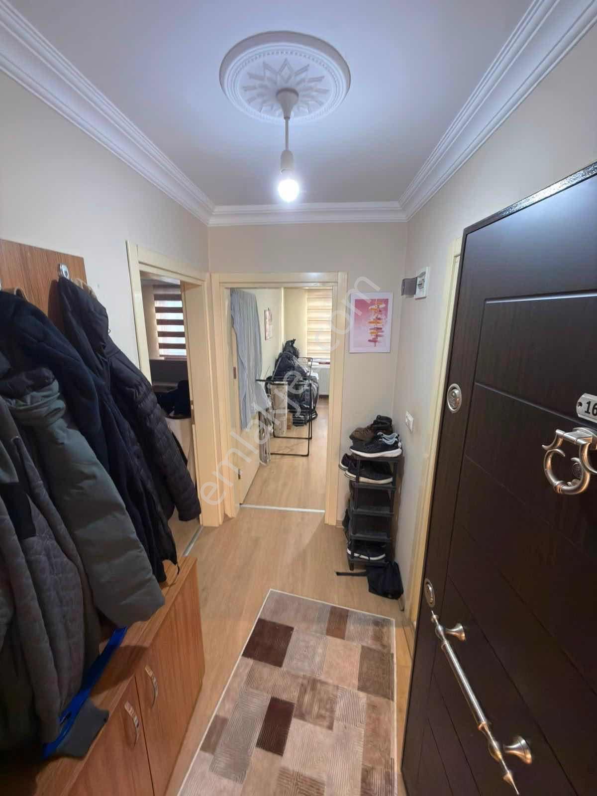 Konuralp Bey Sitesinde Eşyalı Kiracılı Satılık 1+1 Daire — fotoğraf 4