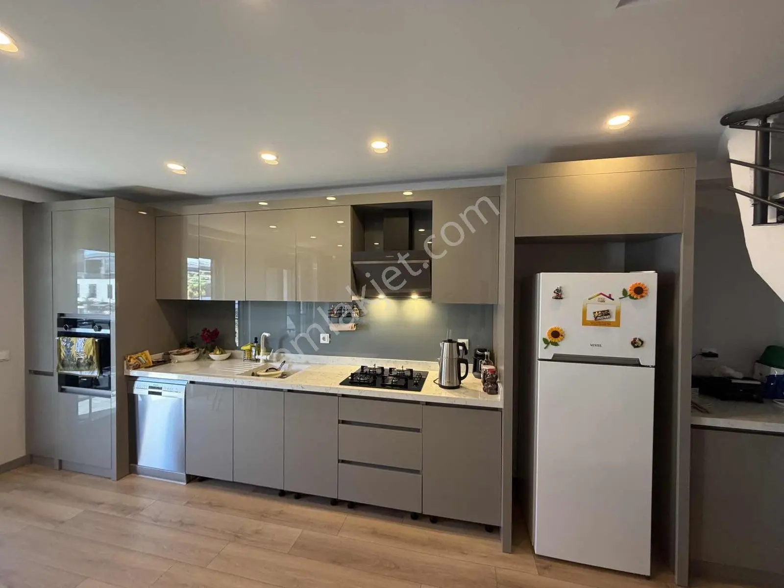 Güzelobada Havuzlu Butik Site İçerisinde Modern 2+1 Dubleks — fotoğraf 10