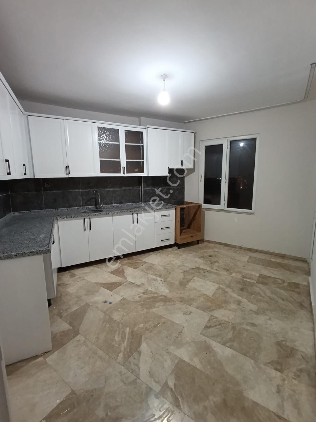 Turgut Reiste Site İçi Bağımsız Mutfaklı 3+1 Geniş Satılık Daire — fotoğraf 5