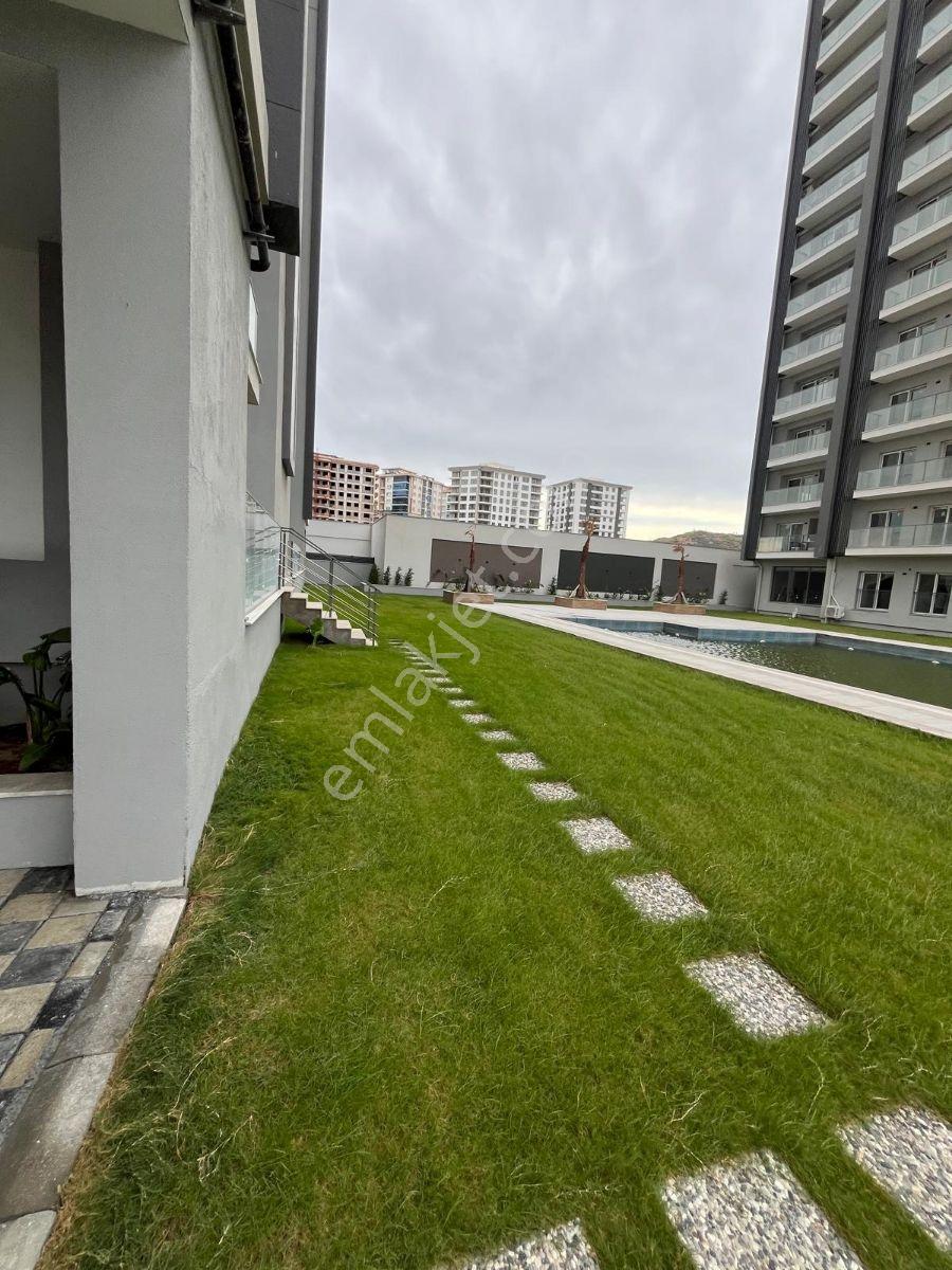 Söke Yenicami Mahallesi My Point Sitesinde Satılık 2+1 Daire — fotoğraf 2