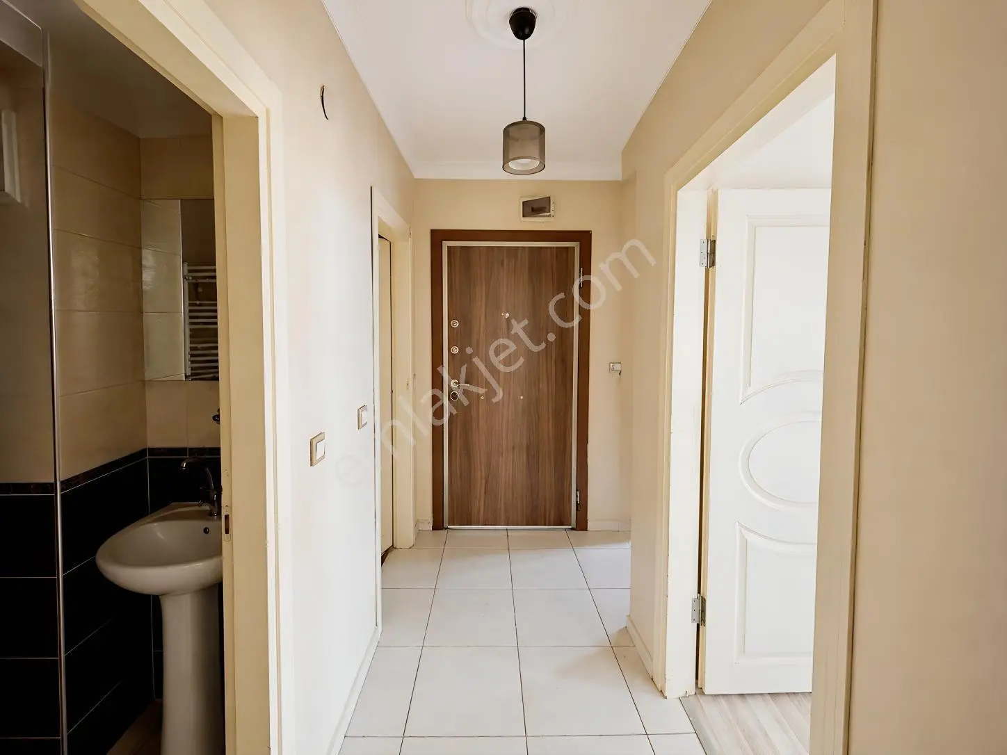 Beylikdüzü'nde İster Oturum İster Yatırım İçin İdeal Seçenek 1+1 — fotoğraf 6