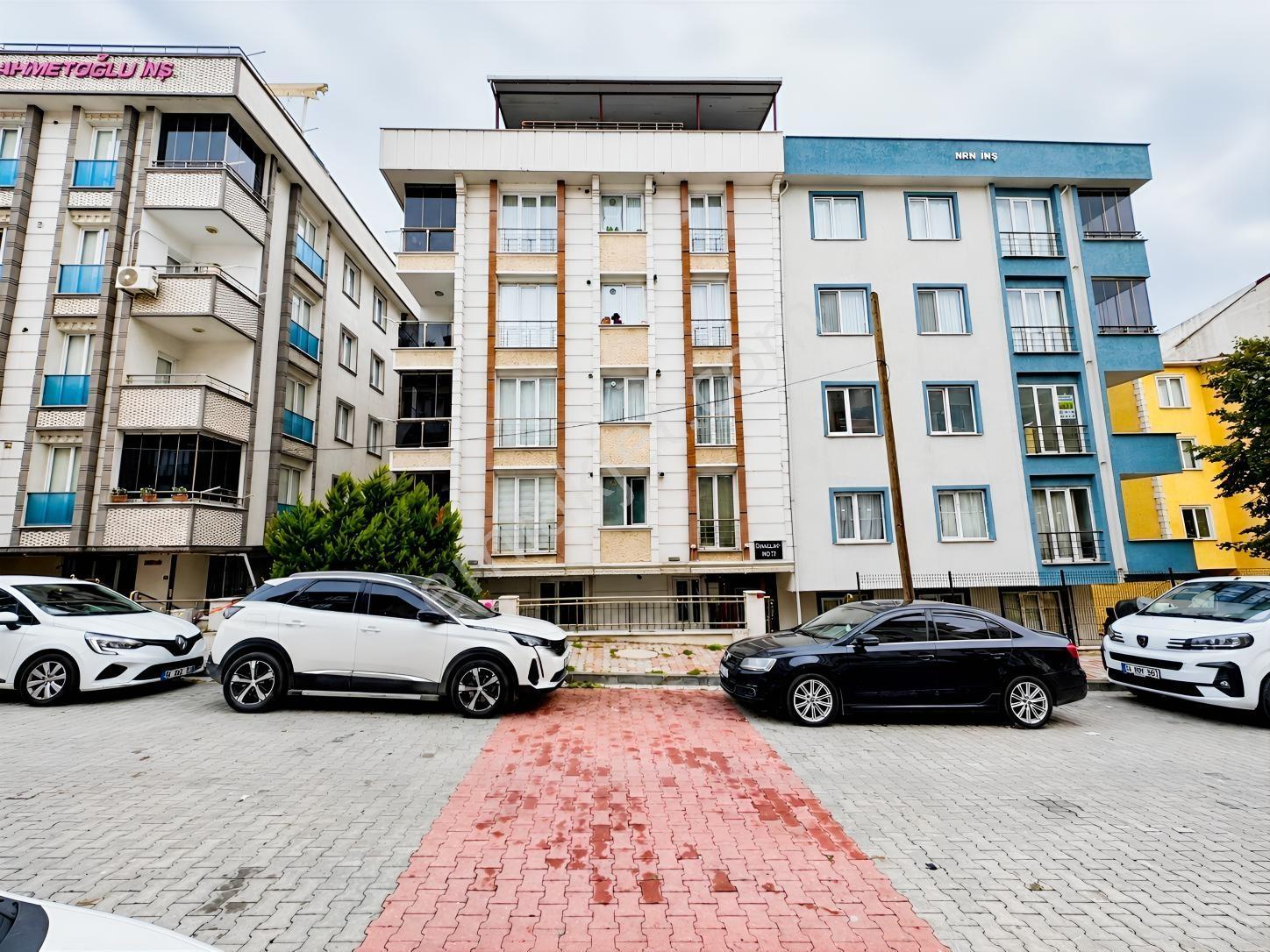 Beylikdüzü'nde İster Oturum İster Yatırım İçin İdeal Seçenek 1+1 — fotoğraf 12