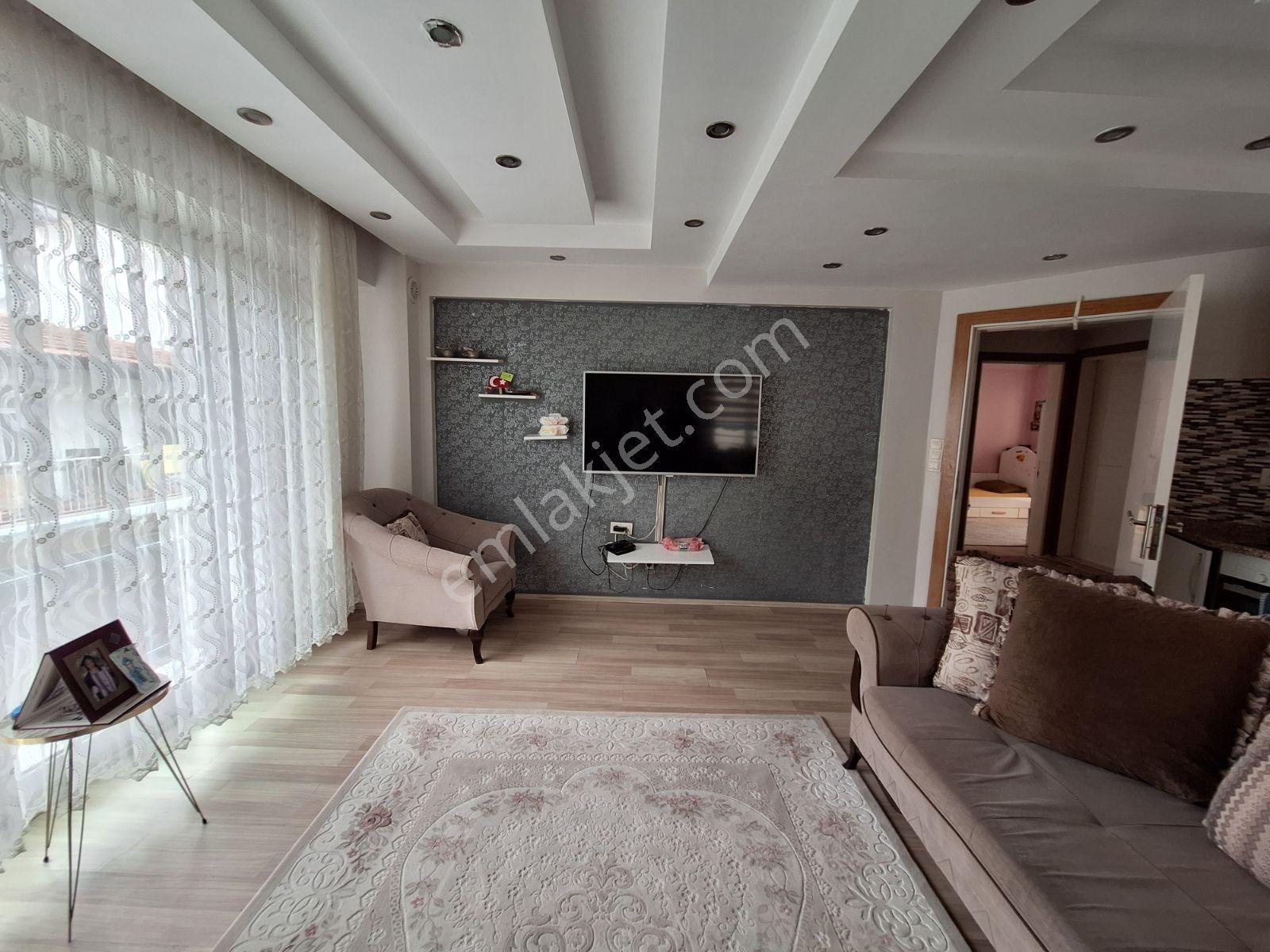 Nehirden Akkonakta Satılık 2+1 Açık Mutfak Daire — fotoğraf 5