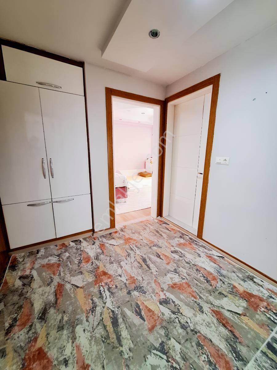 Nehirden Akkonakta Satılık 2+1 Açık Mutfak Daire — fotoğraf 11