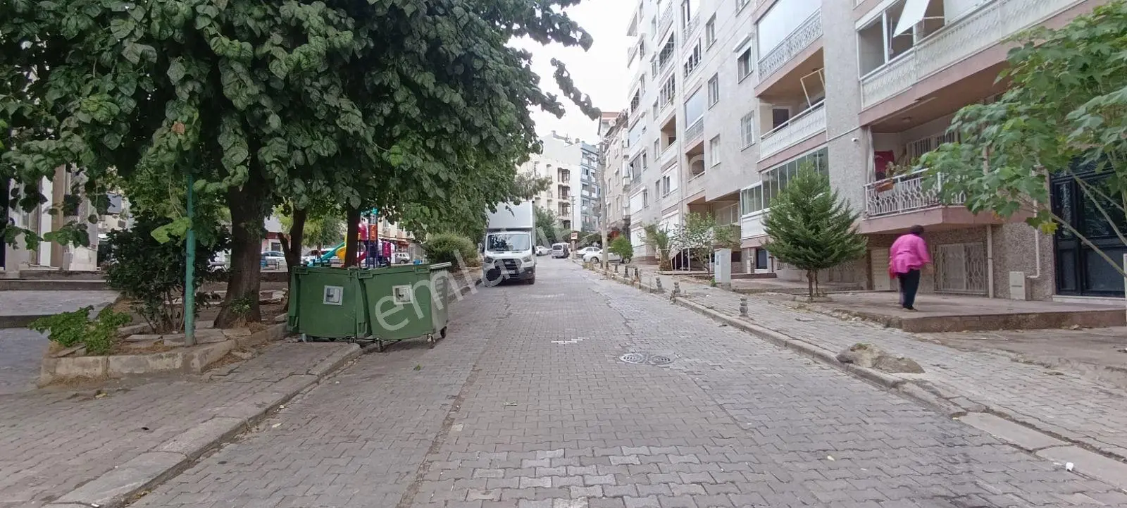 İzmir Bornova Erzene Mah.lüx Yapılı Satılık 3+1 Daire — fotoğraf 2