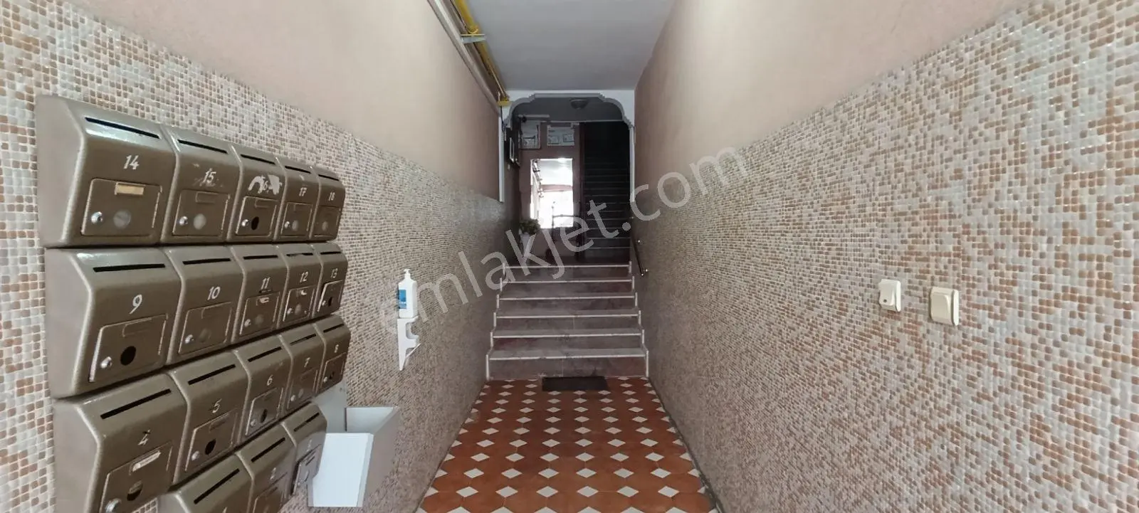 İzmir Bornova Erzene Mah.lüx Yapılı Satılık 3+1 Daire — fotoğraf 5