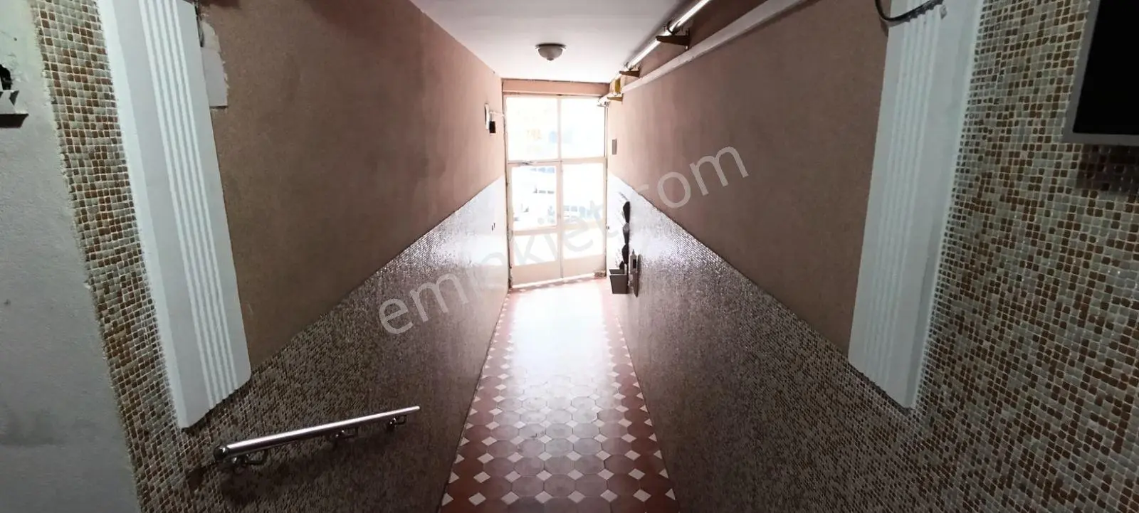 İzmir Bornova Erzene Mah.lüx Yapılı Satılık 3+1 Daire — fotoğraf 6