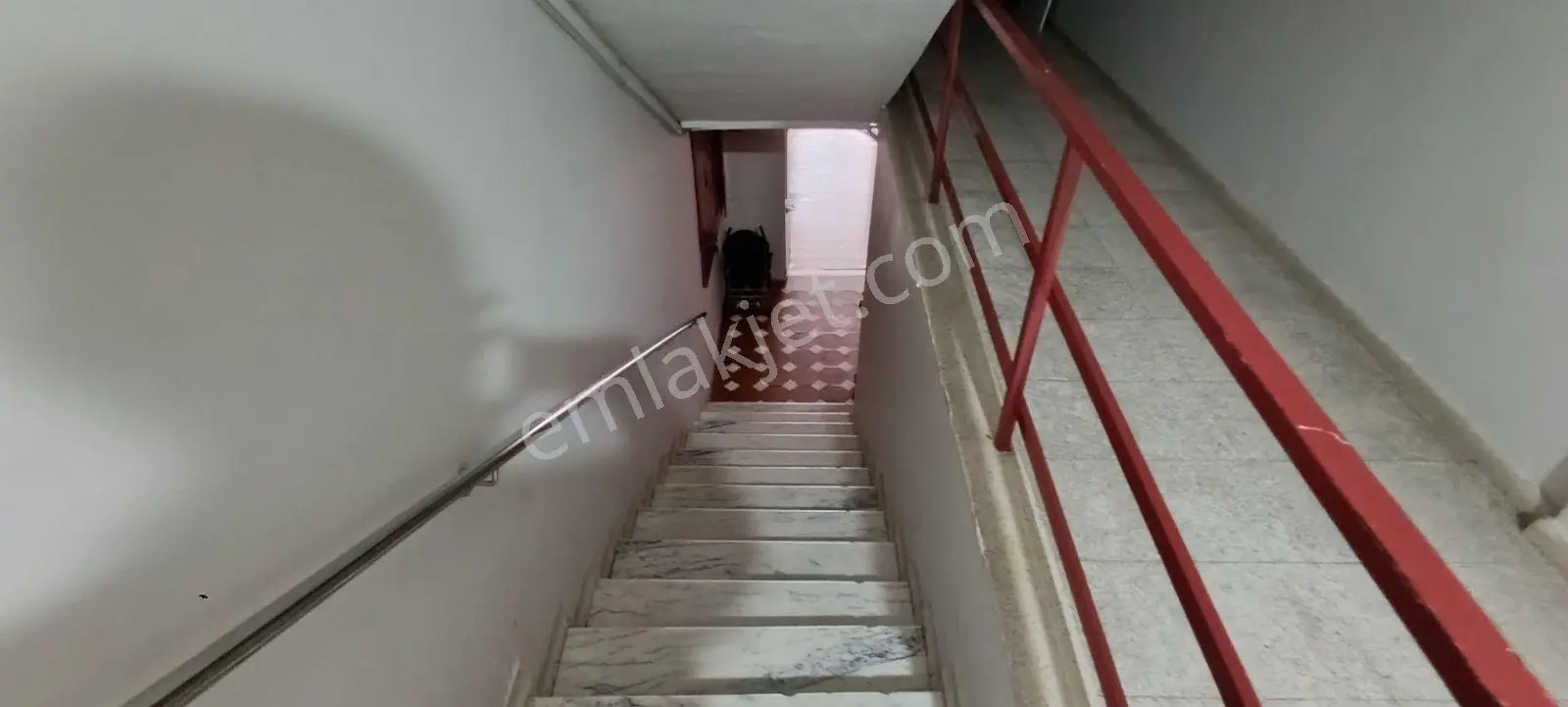 İzmir Bornova Erzene Mah.lüx Yapılı Satılık 3+1 Daire — fotoğraf 7