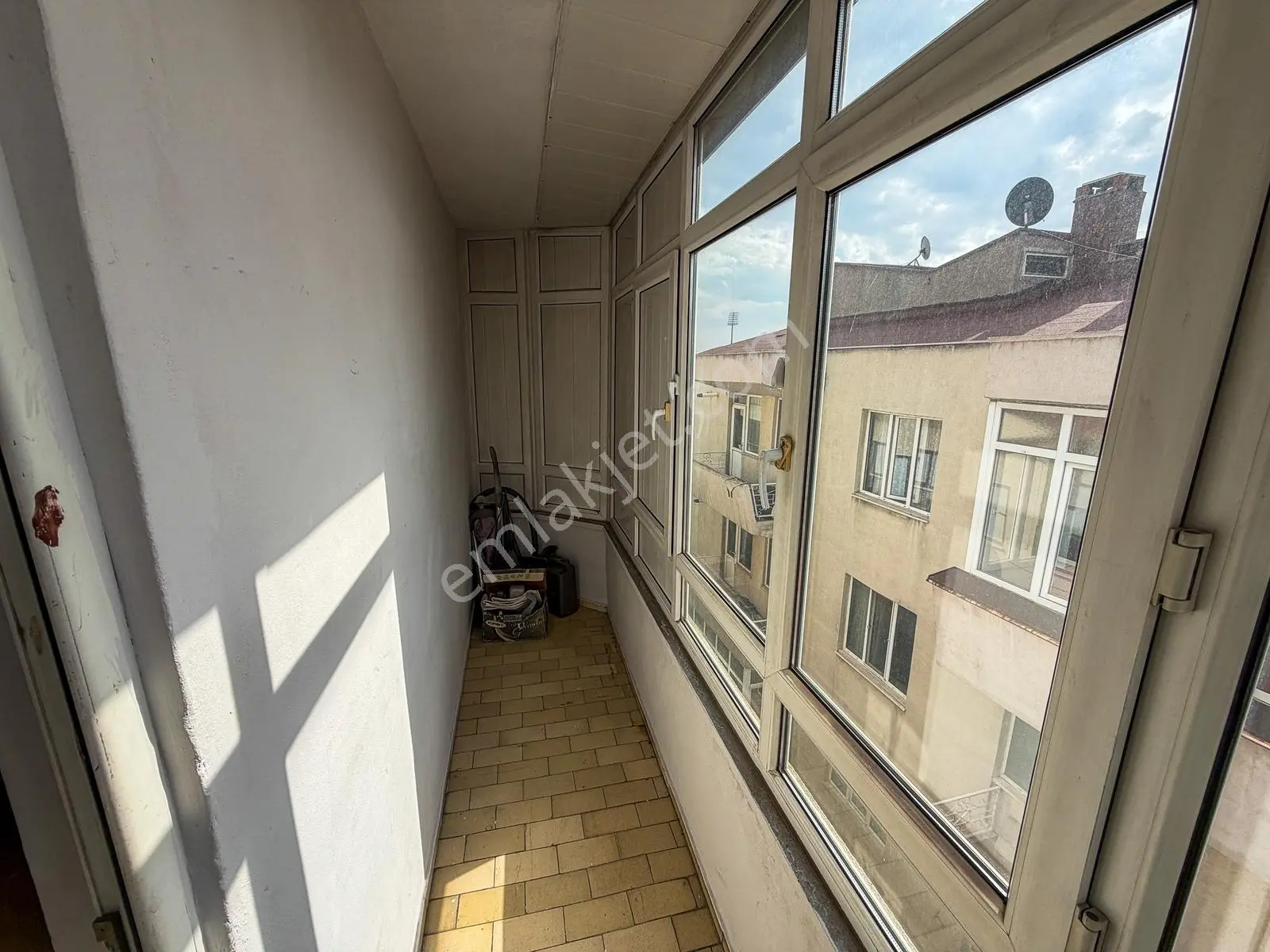 Remax Mid Altıeylül Mah. Merkezi Konumda Satılık 3+1 Daire — fotoğraf 31
