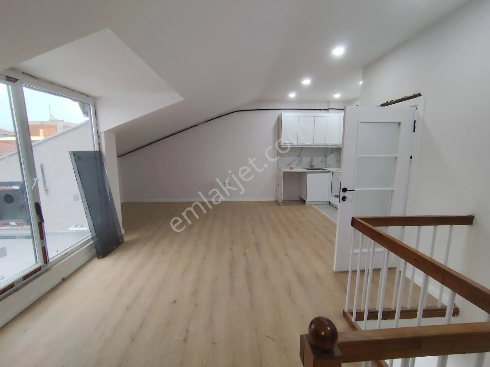 Azmir'den Kupa Yakını Satılık 4+2 Geniş Dubleks Daire For Sale — fotoğraf 13