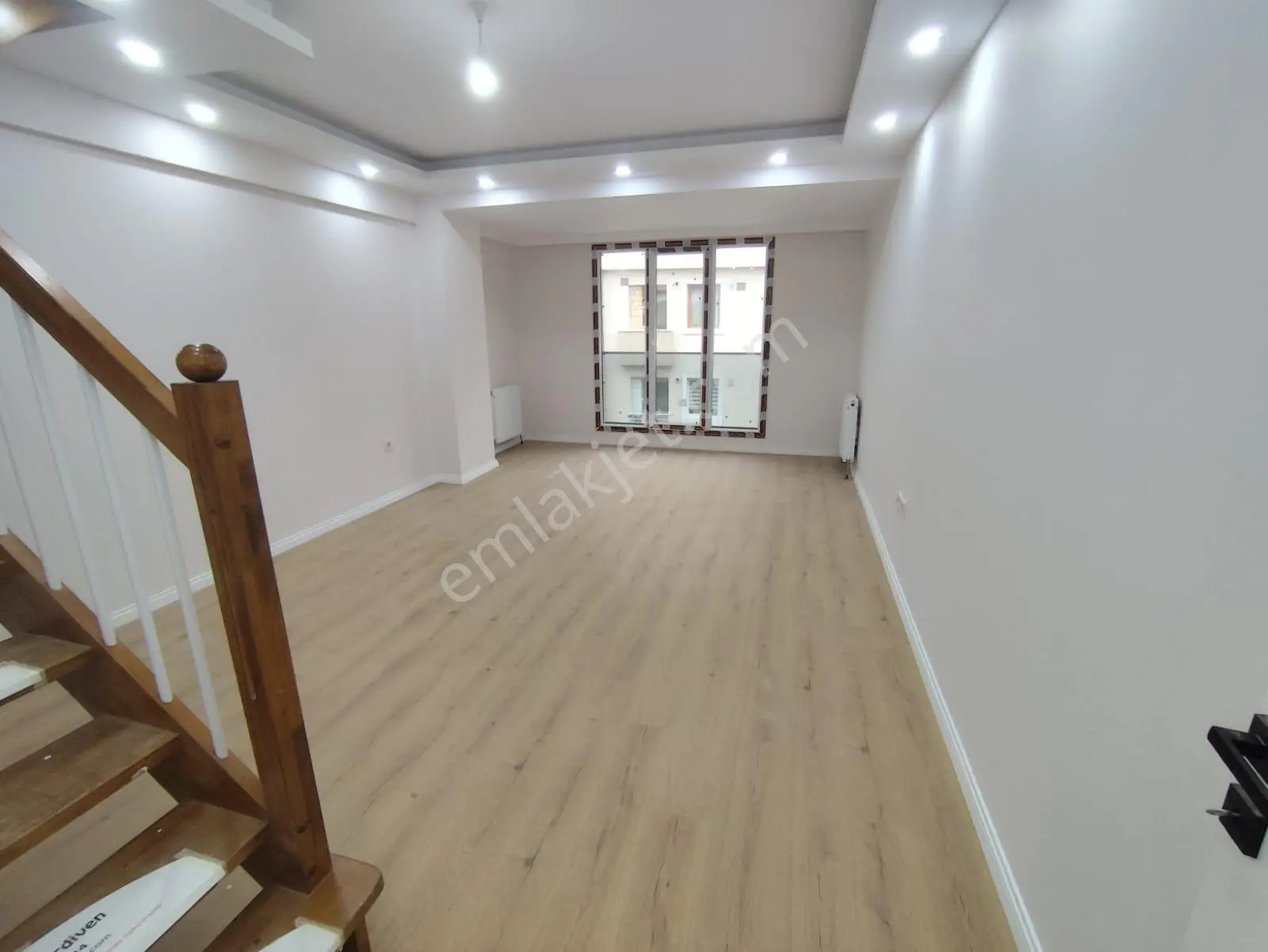 Azmir'den Kupa Yakını Satılık 4+2 Geniş Dubleks Daire For Sale — fotoğraf 23