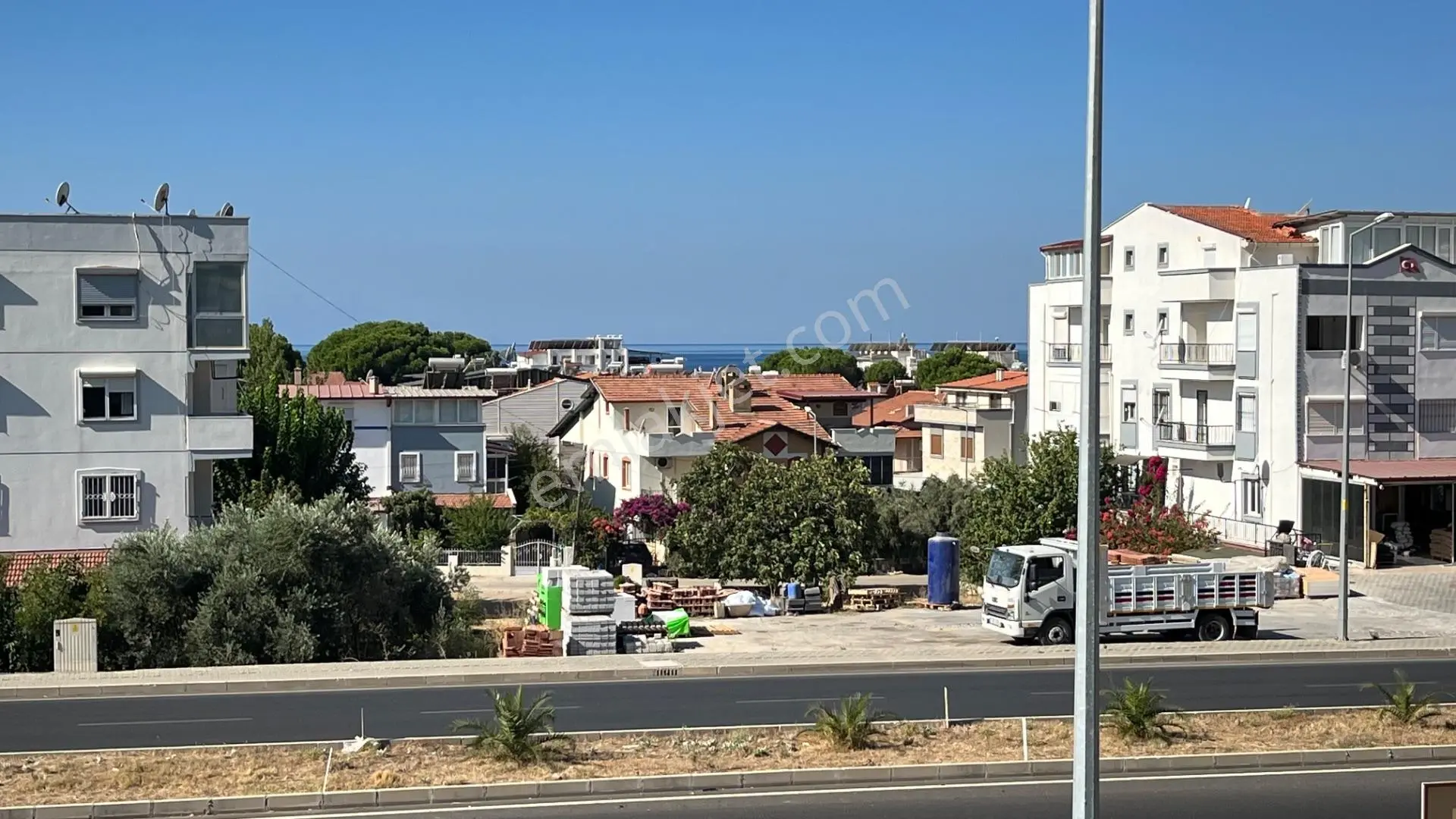 Ortamahallede Denize 150m Sıfır 2+1 Daire (teklife Açık) — fotoğraf 6